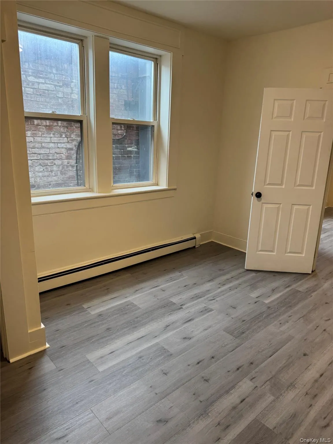 294 Main Street, Beacon, NY, 1 Bedroom Bedrooms, 4 Rooms Rooms,1 BathroomBathrooms,Residential Lease,For Rent,Main,0,1024659 294 Main Street, Beacon, NY, 1 Bedroom Bedrooms, 4 Rooms Rooms,1 BathroomBathrooms,Residential Lease,For Rent,Main,0,1024659