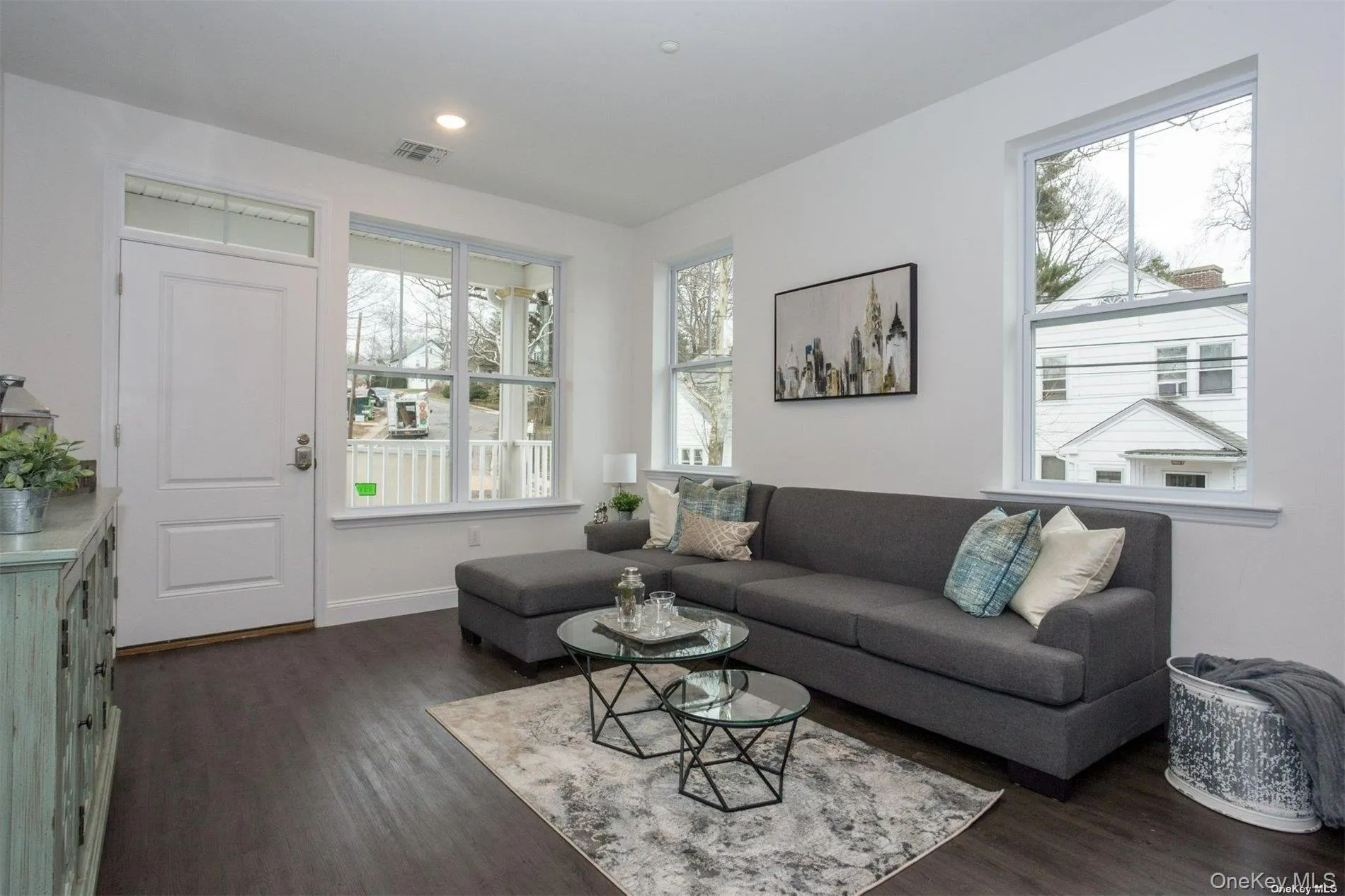 1046 New York Avenue, Huntington, NY, 1 Bedroom Bedrooms, 3 Rooms Rooms,1 BathroomBathrooms,Residential Lease,For Rent,New York,0,1024673 1046 New York Avenue, Huntington, NY, 1 Bedroom Bedrooms, 3 Rooms Rooms,1 BathroomBathrooms,Residential Lease,For Rent,New York,0,1024673