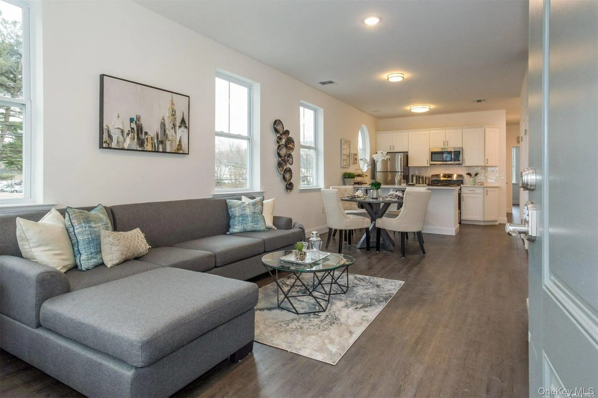 1046 New York Avenue, Huntington, NY, 1 Bedroom Bedrooms, 3 Rooms Rooms,1 BathroomBathrooms,Residential Lease,For Rent,New York,0,1024673 1046 New York Avenue, Huntington, NY, 1 Bedroom Bedrooms, 3 Rooms Rooms,1 BathroomBathrooms,Residential Lease,For Rent,New York,0,1024673