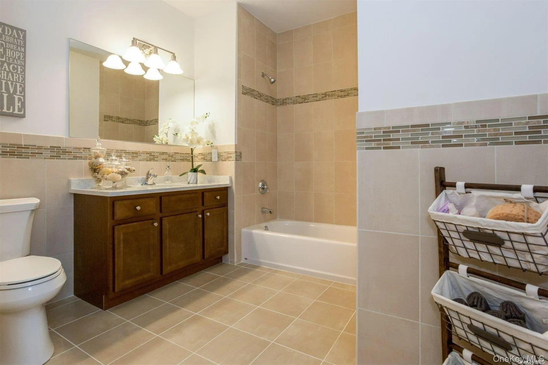 1046 New York Avenue, Huntington, NY, 1 Bedroom Bedrooms, 3 Rooms Rooms,1 BathroomBathrooms,Residential Lease,For Rent,New York,0,1024673 1046 New York Avenue, Huntington, NY, 1 Bedroom Bedrooms, 3 Rooms Rooms,1 BathroomBathrooms,Residential Lease,For Rent,New York,0,1024673