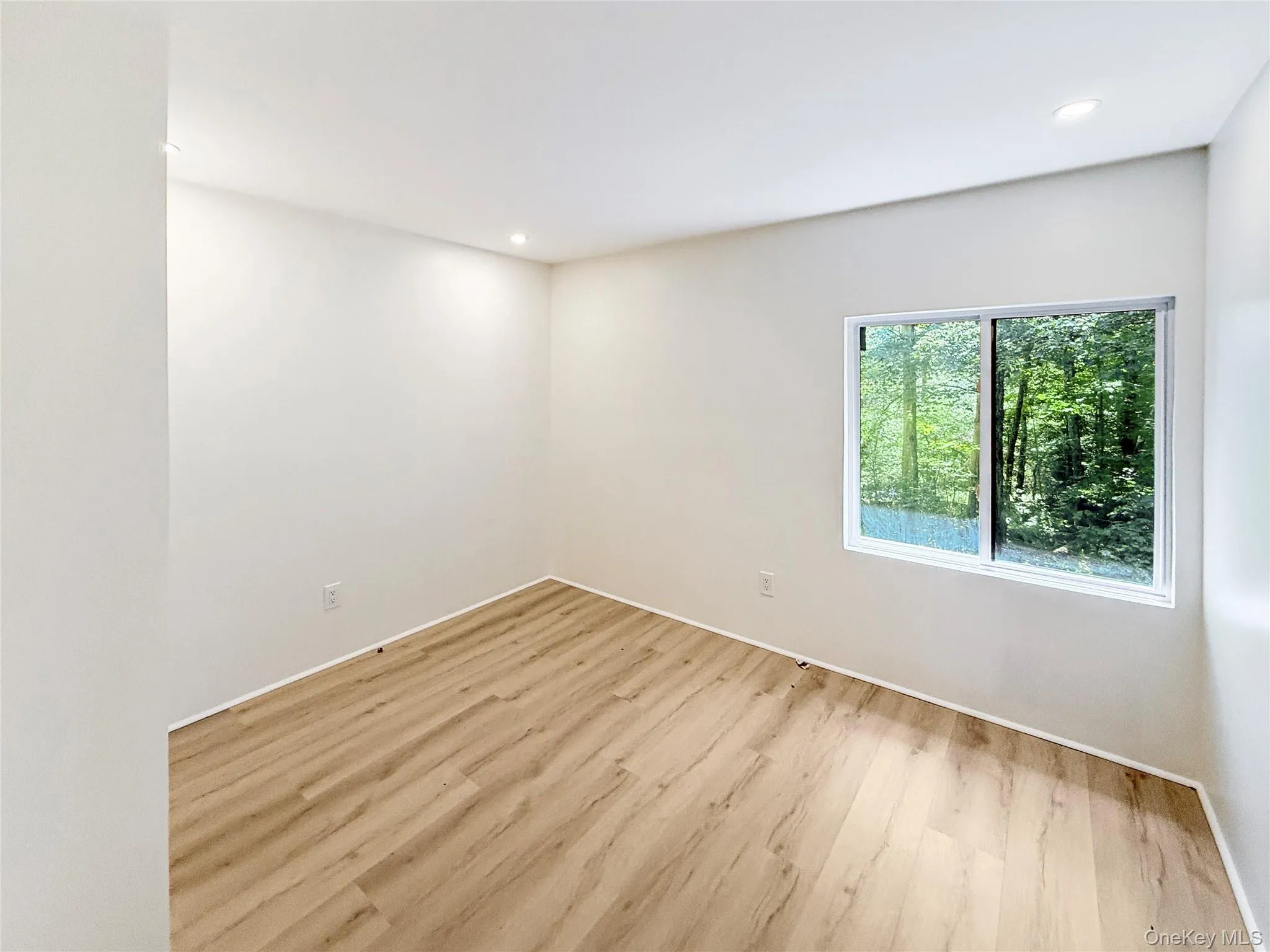 9 Lake Drive, Rockland, NY, 4 Bedrooms Bedrooms, 6 Rooms Rooms,1 BathroomBathrooms,Residential,For Rent,Lake,0,1024679 9 Lake Drive, Rockland, NY, 4 Bedrooms Bedrooms, 6 Rooms Rooms,1 BathroomBathrooms,Residential,For Rent,Lake,0,1024679