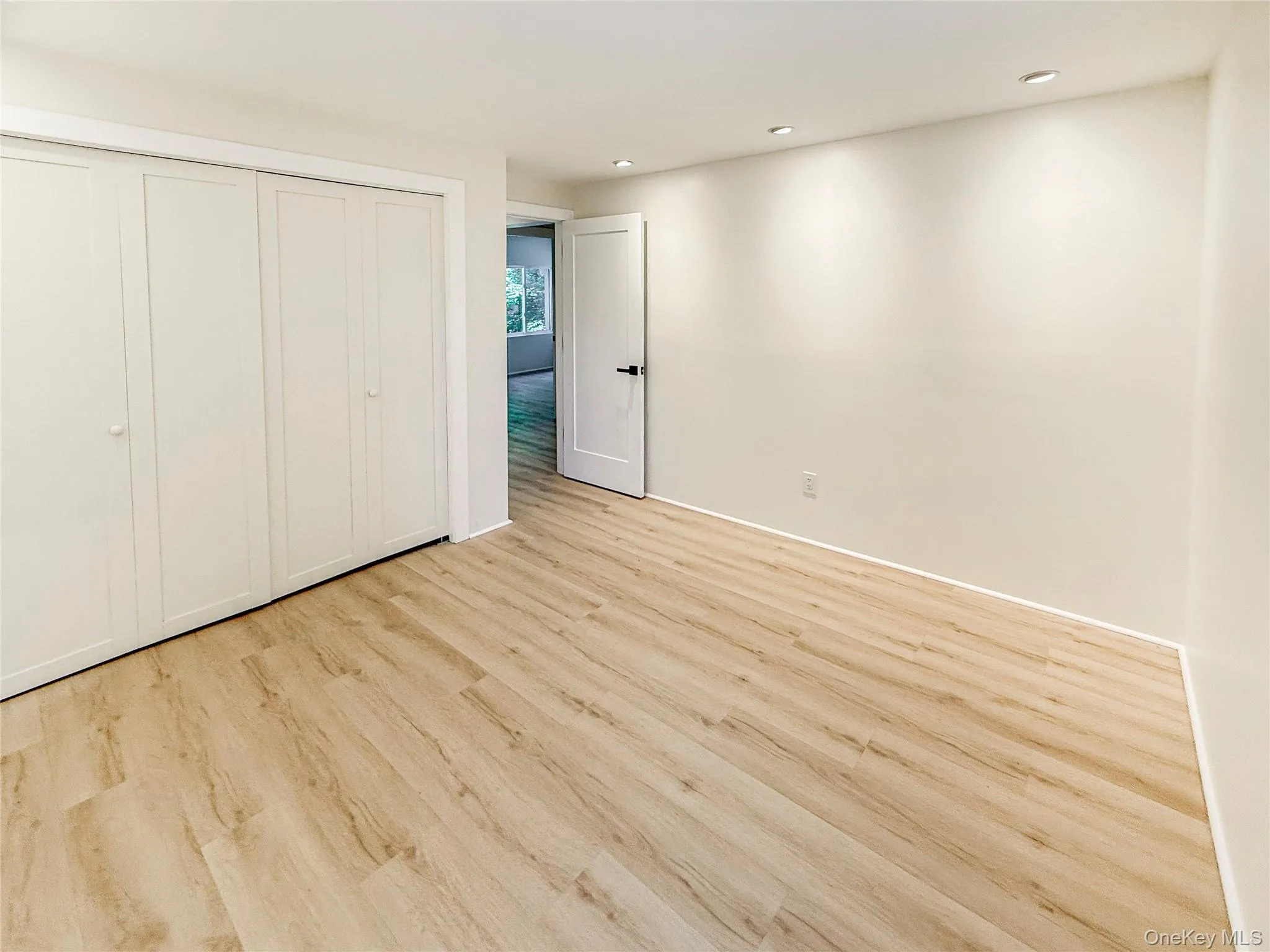9 Lake Drive, Rockland, NY, 4 Bedrooms Bedrooms, 6 Rooms Rooms,1 BathroomBathrooms,Residential,For Rent,Lake,0,1024679 9 Lake Drive, Rockland, NY, 4 Bedrooms Bedrooms, 6 Rooms Rooms,1 BathroomBathrooms,Residential,For Rent,Lake,0,1024679