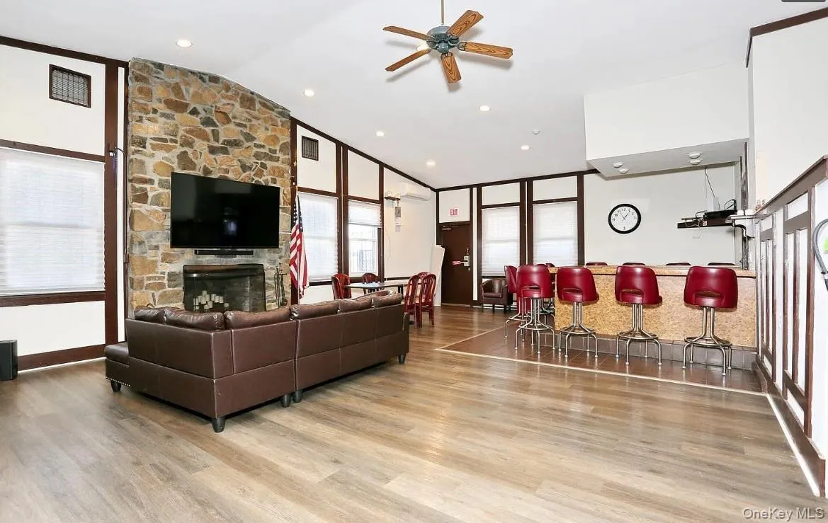 723 Sierra Vista Lane, Clarkstown, NY, 1 Bedroom Bedrooms, 6 Rooms Rooms,1 BathroomBathrooms,Residential,For Rent,Sierra Vista,0,1024681 723 Sierra Vista Lane, Clarkstown, NY, 1 Bedroom Bedrooms, 6 Rooms Rooms,1 BathroomBathrooms,Residential,For Rent,Sierra Vista,0,1024681