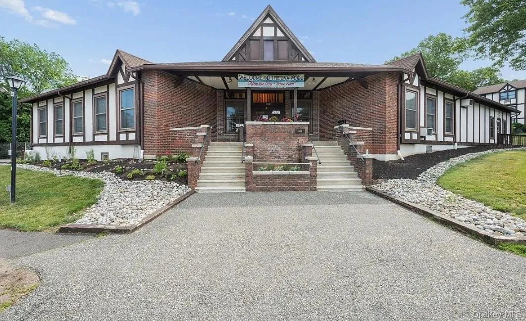 723 Sierra Vista Lane, Clarkstown, NY, 1 Bedroom Bedrooms, 6 Rooms Rooms,1 BathroomBathrooms,Residential,For Rent,Sierra Vista,0,1024681 723 Sierra Vista Lane, Clarkstown, NY, 1 Bedroom Bedrooms, 6 Rooms Rooms,1 BathroomBathrooms,Residential,For Rent,Sierra Vista,0,1024681