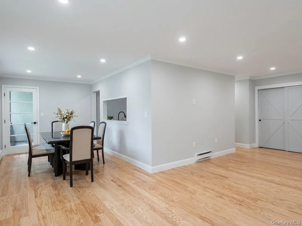 723 Sierra Vista Lane, Clarkstown, NY, 1 Bedroom Bedrooms, 6 Rooms Rooms,1 BathroomBathrooms,Residential,For Rent,Sierra Vista,0,1024681 723 Sierra Vista Lane, Clarkstown, NY, 1 Bedroom Bedrooms, 6 Rooms Rooms,1 BathroomBathrooms,Residential,For Rent,Sierra Vista,0,1024681