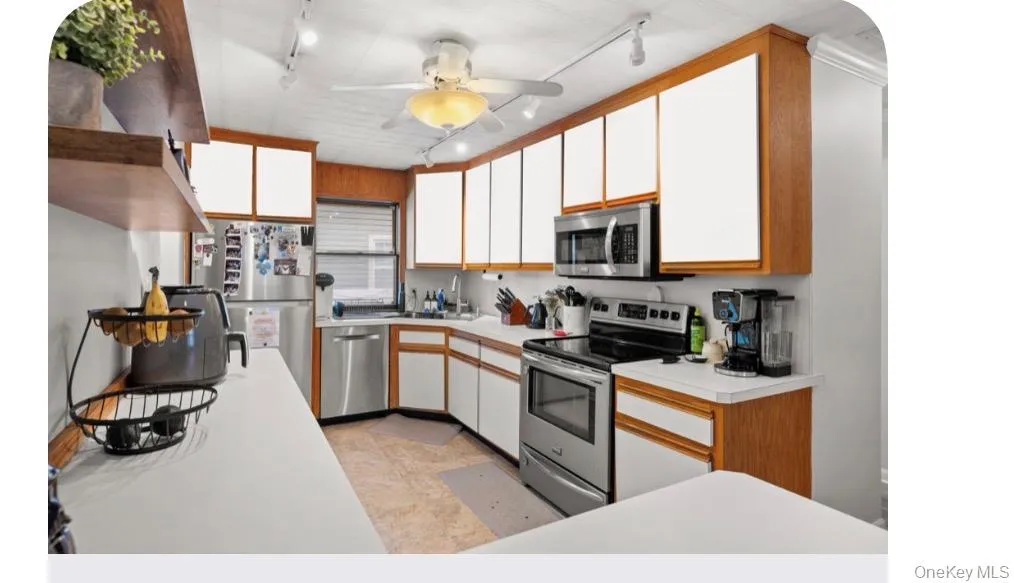 219 Venetian Boulevard, Babylon, NY, 3 Bedrooms Bedrooms, 5 Rooms Rooms,1 BathroomBathrooms,Residential,For Rent,Venetian,0,1024682 219 Venetian Boulevard, Babylon, NY, 3 Bedrooms Bedrooms, 5 Rooms Rooms,1 BathroomBathrooms,Residential,For Rent,Venetian,0,1024682