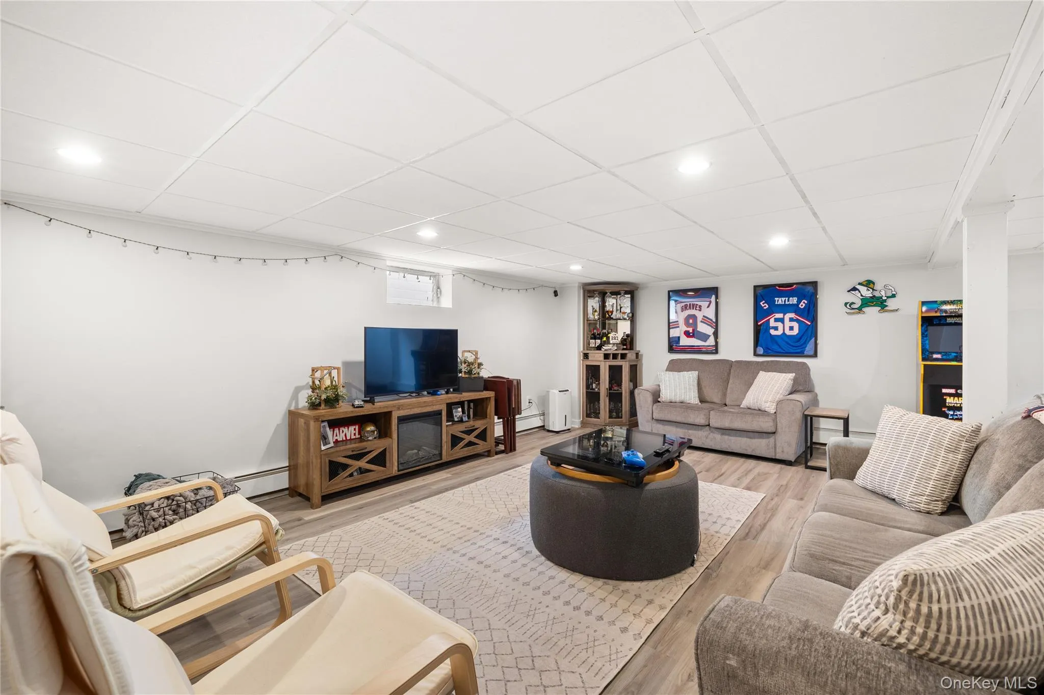 219 Venetian Boulevard, Babylon, NY, 3 Bedrooms Bedrooms, 5 Rooms Rooms,1 BathroomBathrooms,Residential,For Rent,Venetian,0,1024682 219 Venetian Boulevard, Babylon, NY, 3 Bedrooms Bedrooms, 5 Rooms Rooms,1 BathroomBathrooms,Residential,For Rent,Venetian,0,1024682