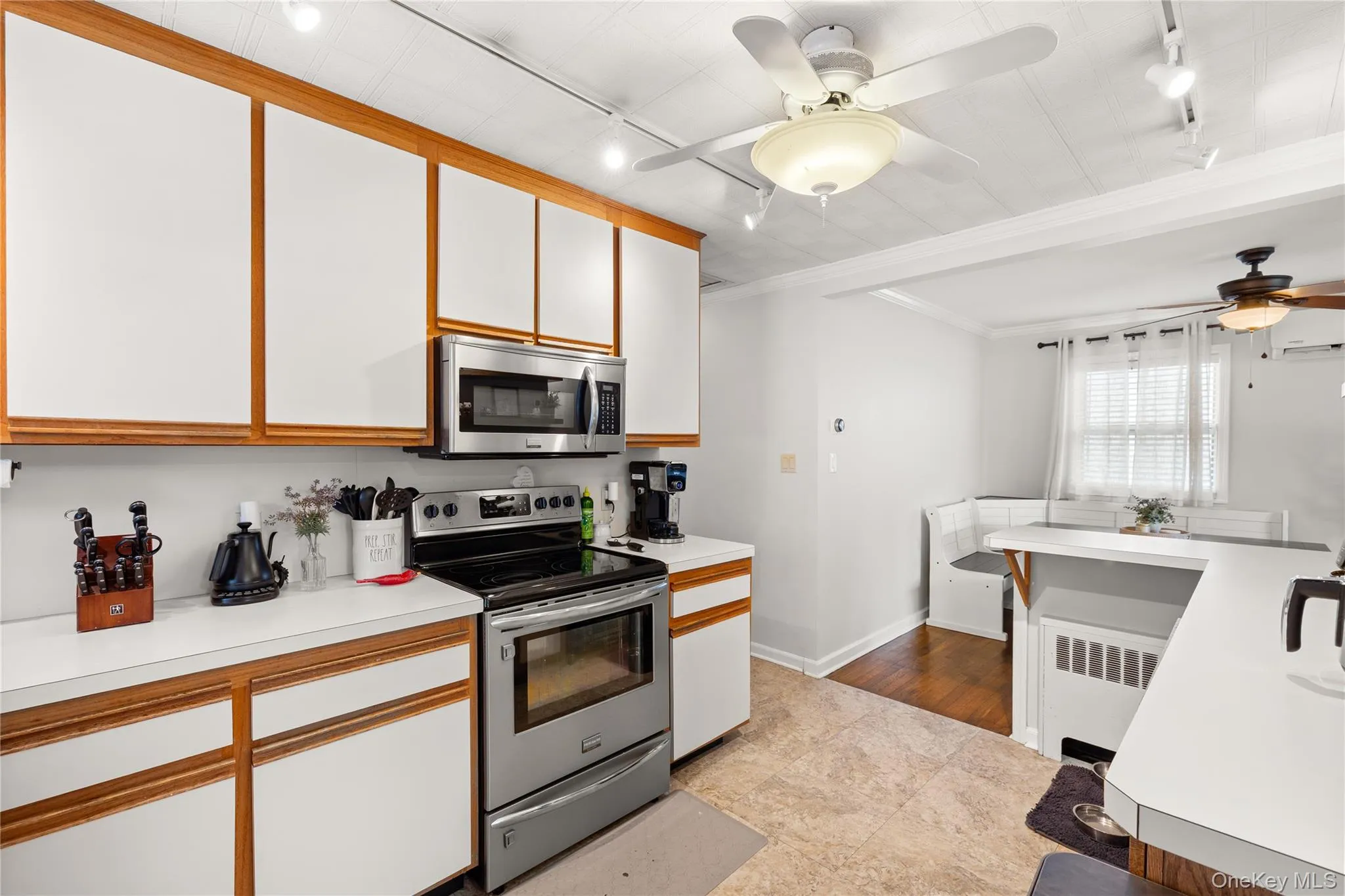 219 Venetian Boulevard, Babylon, NY, 3 Bedrooms Bedrooms, 5 Rooms Rooms,1 BathroomBathrooms,Residential,For Rent,Venetian,0,1024682 219 Venetian Boulevard, Babylon, NY, 3 Bedrooms Bedrooms, 5 Rooms Rooms,1 BathroomBathrooms,Residential,For Rent,Venetian,0,1024682