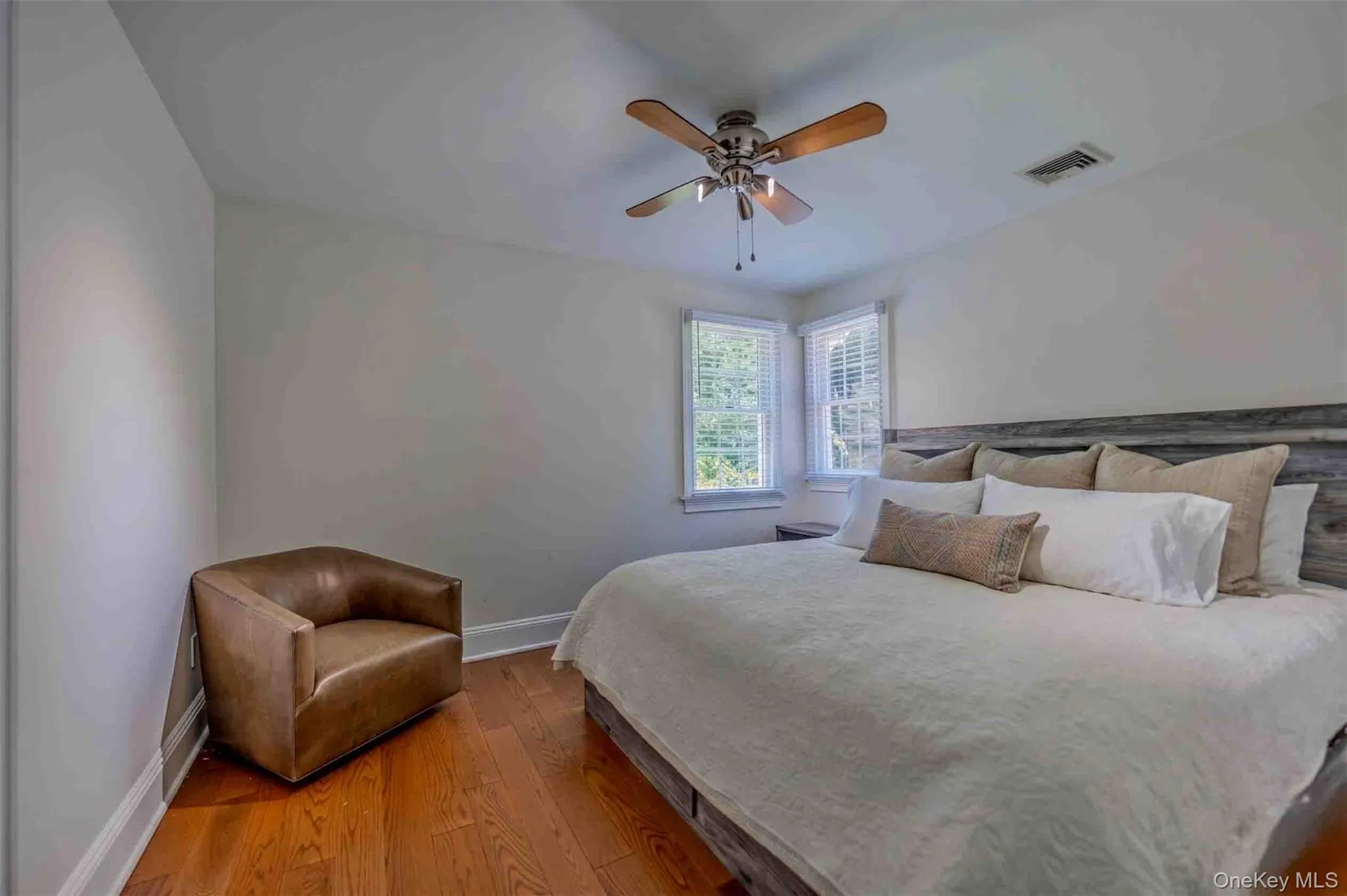 6 Maureen Drive, Brookhaven, NY, 4 Bedrooms Bedrooms, 12 Rooms Rooms,3 BathroomsBathrooms,Residential,For Rent,Maureen,0,1024683 6 Maureen Drive, Brookhaven, NY, 4 Bedrooms Bedrooms, 12 Rooms Rooms,3 BathroomsBathrooms,Residential,For Rent,Maureen,0,1024683