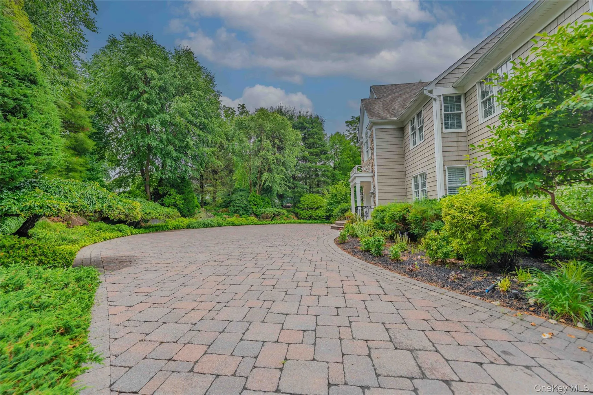 6 Maureen Drive, Brookhaven, NY, 4 Bedrooms Bedrooms, 12 Rooms Rooms,3 BathroomsBathrooms,Residential,For Rent,Maureen,0,1024683 6 Maureen Drive, Brookhaven, NY, 4 Bedrooms Bedrooms, 12 Rooms Rooms,3 BathroomsBathrooms,Residential,For Rent,Maureen,0,1024683