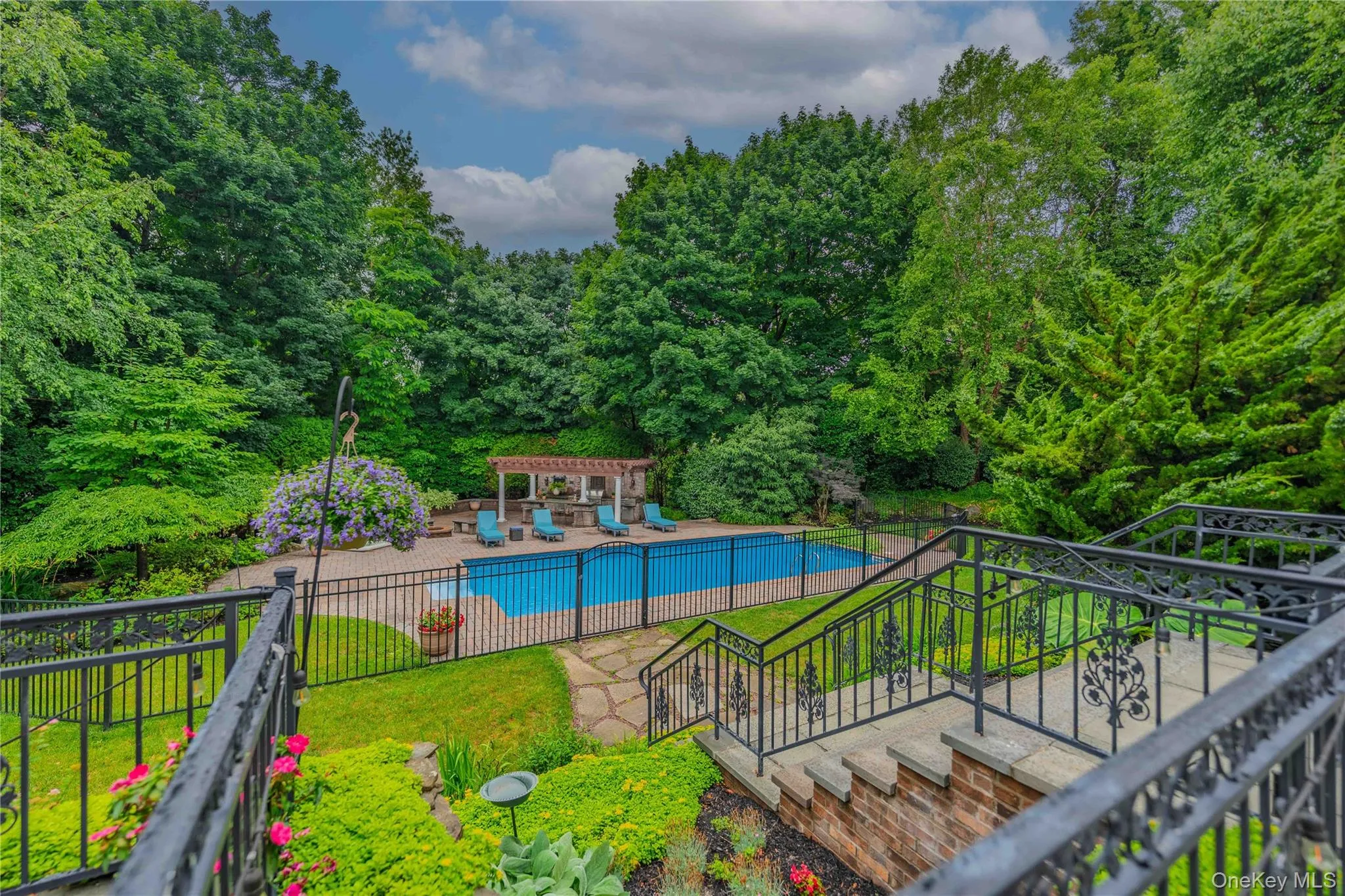 6 Maureen Drive, Brookhaven, NY, 4 Bedrooms Bedrooms, 12 Rooms Rooms,3 BathroomsBathrooms,Residential,For Rent,Maureen,0,1024683 6 Maureen Drive, Brookhaven, NY, 4 Bedrooms Bedrooms, 12 Rooms Rooms,3 BathroomsBathrooms,Residential,For Rent,Maureen,0,1024683