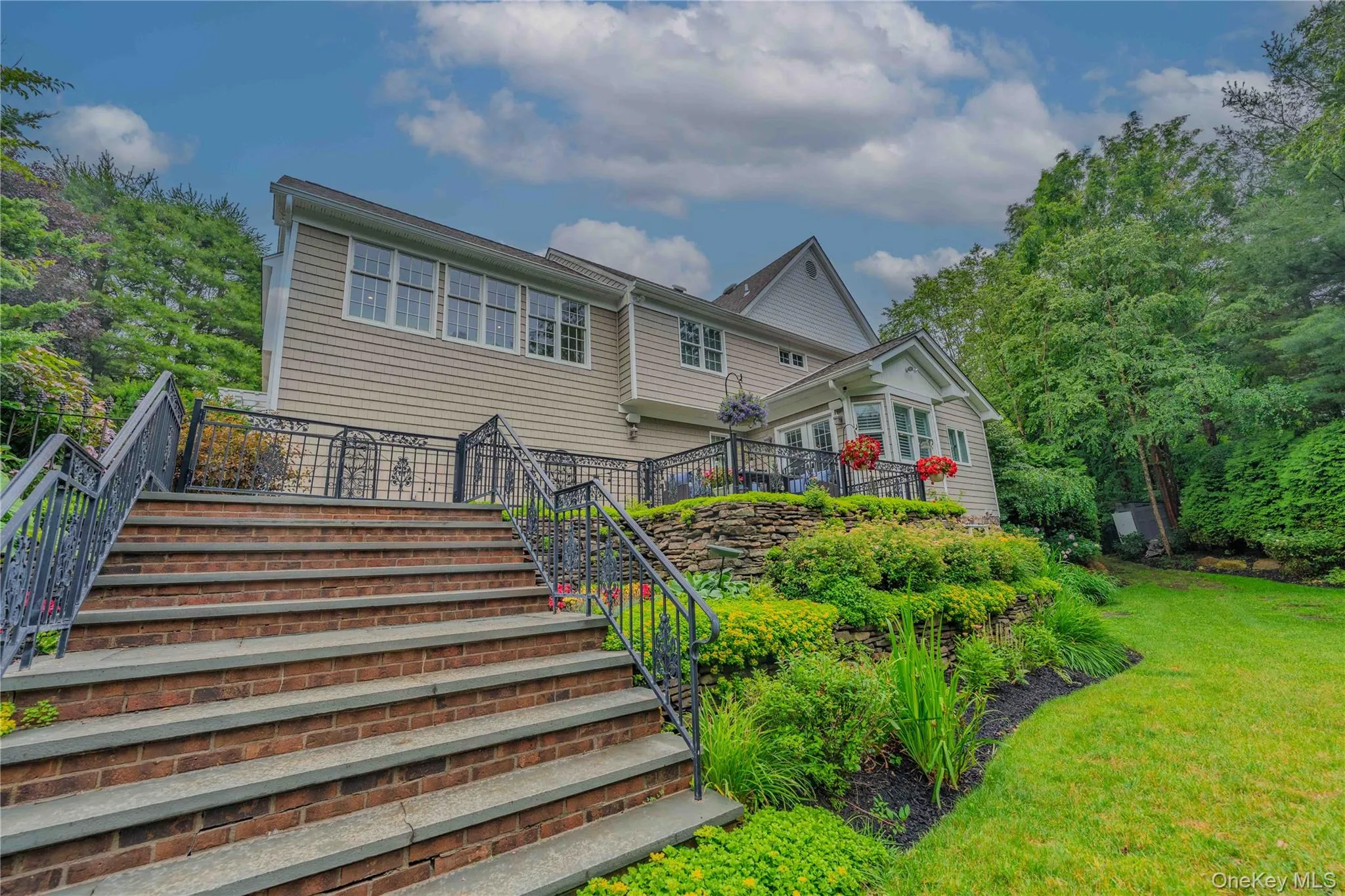 6 Maureen Drive, Brookhaven, NY, 4 Bedrooms Bedrooms, 12 Rooms Rooms,3 BathroomsBathrooms,Residential,For Rent,Maureen,0,1024683 6 Maureen Drive, Brookhaven, NY, 4 Bedrooms Bedrooms, 12 Rooms Rooms,3 BathroomsBathrooms,Residential,For Rent,Maureen,0,1024683