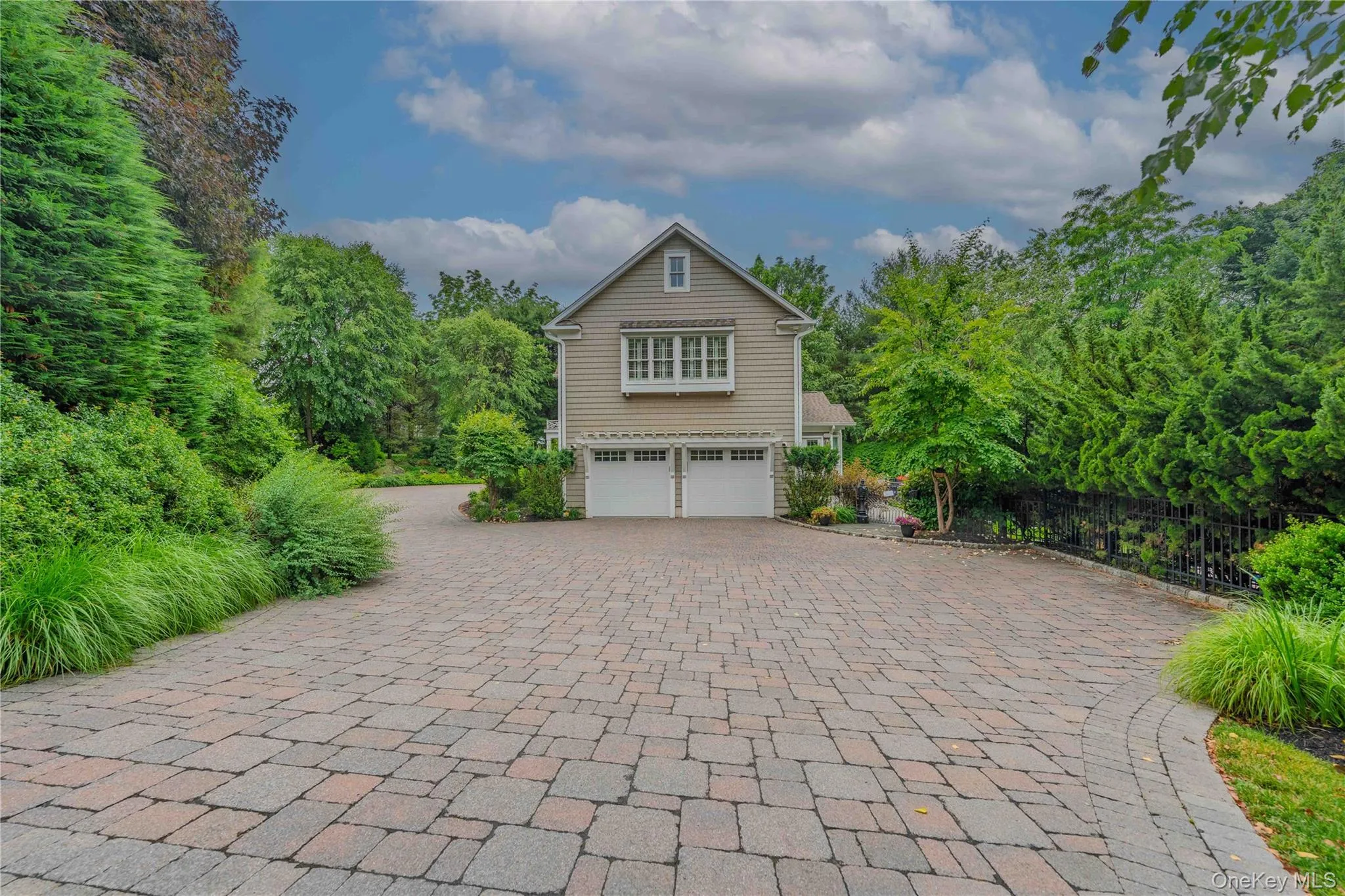 6 Maureen Drive, Brookhaven, NY, 4 Bedrooms Bedrooms, 12 Rooms Rooms,3 BathroomsBathrooms,Residential,For Rent,Maureen,0,1024683 6 Maureen Drive, Brookhaven, NY, 4 Bedrooms Bedrooms, 12 Rooms Rooms,3 BathroomsBathrooms,Residential,For Rent,Maureen,0,1024683