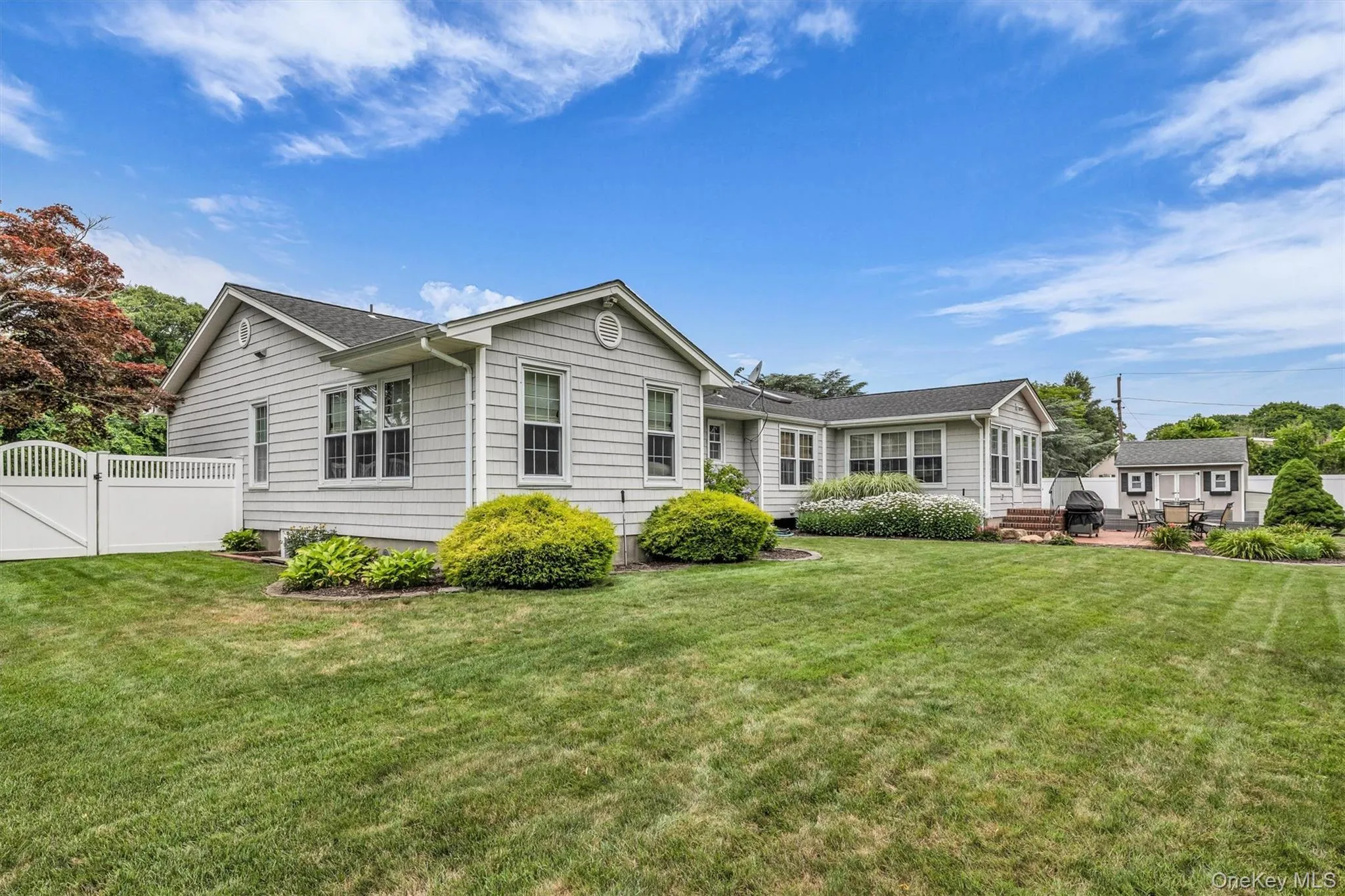 383 Munsell Road, Brookhaven, NY, 3 Bedrooms Bedrooms, 8 Rooms Rooms,3 BathroomsBathrooms,Residential,For Rent,Munsell,0,1024687 383 Munsell Road, Brookhaven, NY, 3 Bedrooms Bedrooms, 8 Rooms Rooms,3 BathroomsBathrooms,Residential,For Rent,Munsell,0,1024687