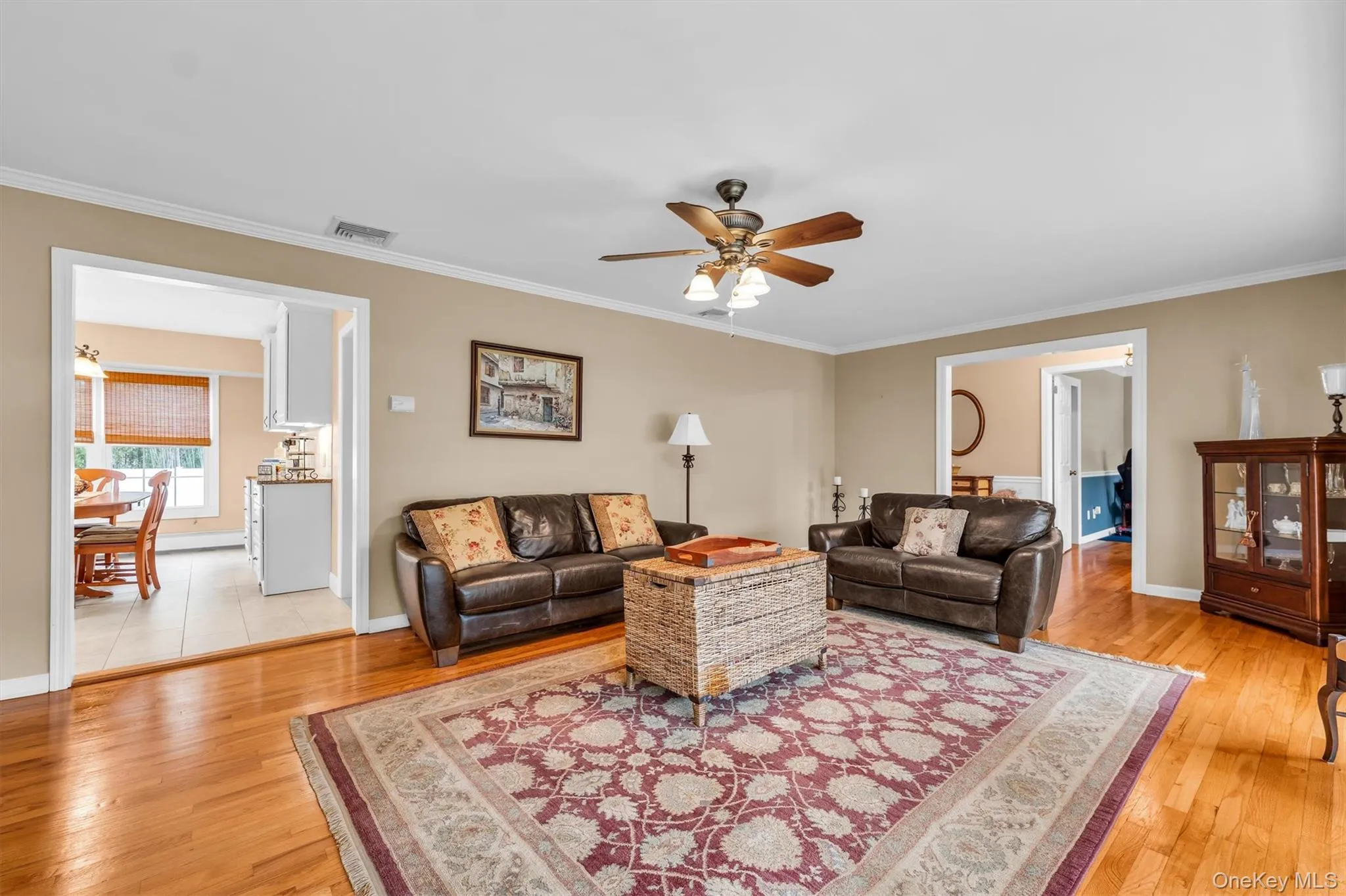383 Munsell Road, Brookhaven, NY, 3 Bedrooms Bedrooms, 8 Rooms Rooms,3 BathroomsBathrooms,Residential,For Rent,Munsell,0,1024687 383 Munsell Road, Brookhaven, NY, 3 Bedrooms Bedrooms, 8 Rooms Rooms,3 BathroomsBathrooms,Residential,For Rent,Munsell,0,1024687