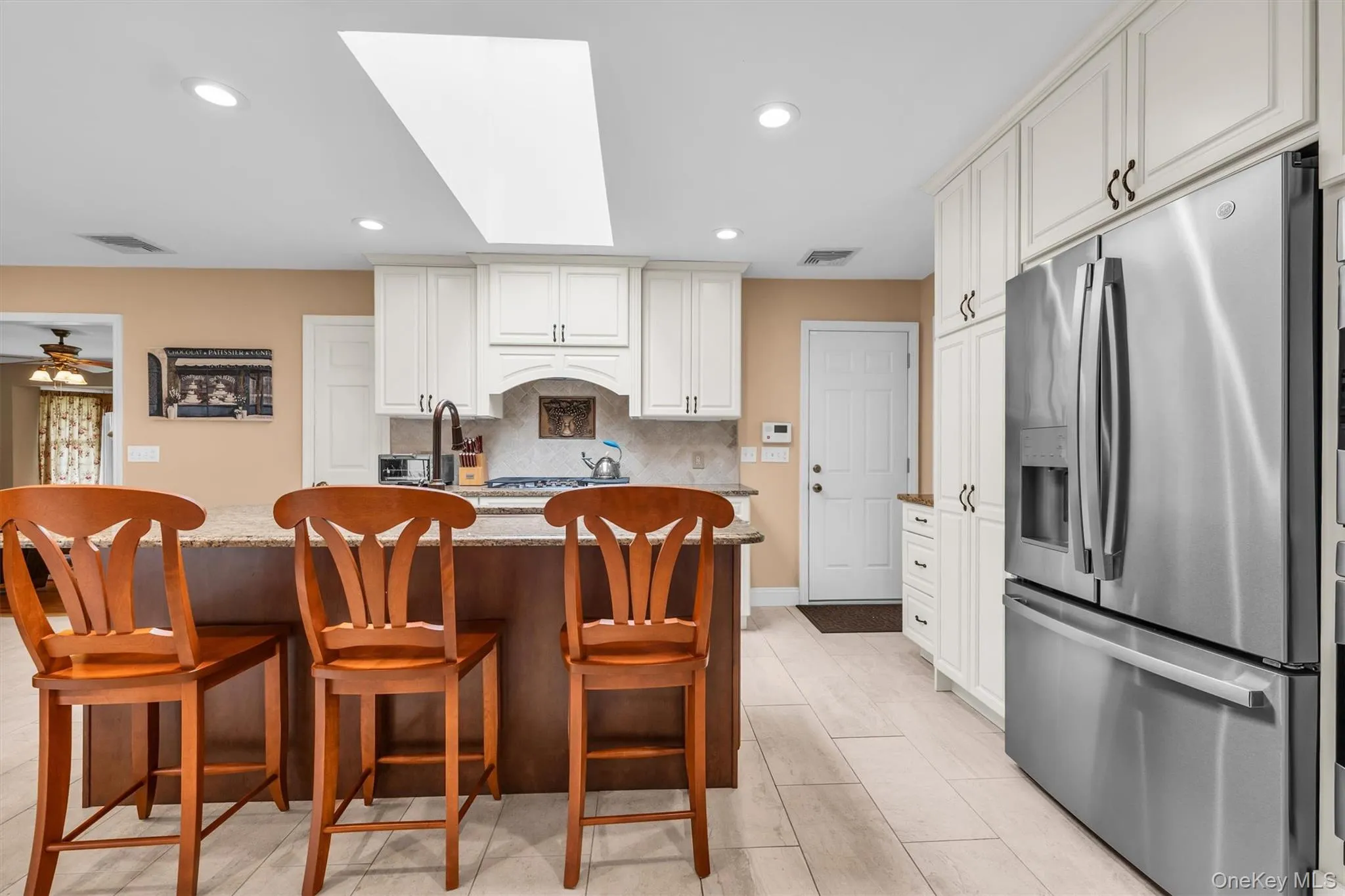 383 Munsell Road, Brookhaven, NY, 3 Bedrooms Bedrooms, 8 Rooms Rooms,3 BathroomsBathrooms,Residential,For Rent,Munsell,0,1024687 383 Munsell Road, Brookhaven, NY, 3 Bedrooms Bedrooms, 8 Rooms Rooms,3 BathroomsBathrooms,Residential,For Rent,Munsell,0,1024687