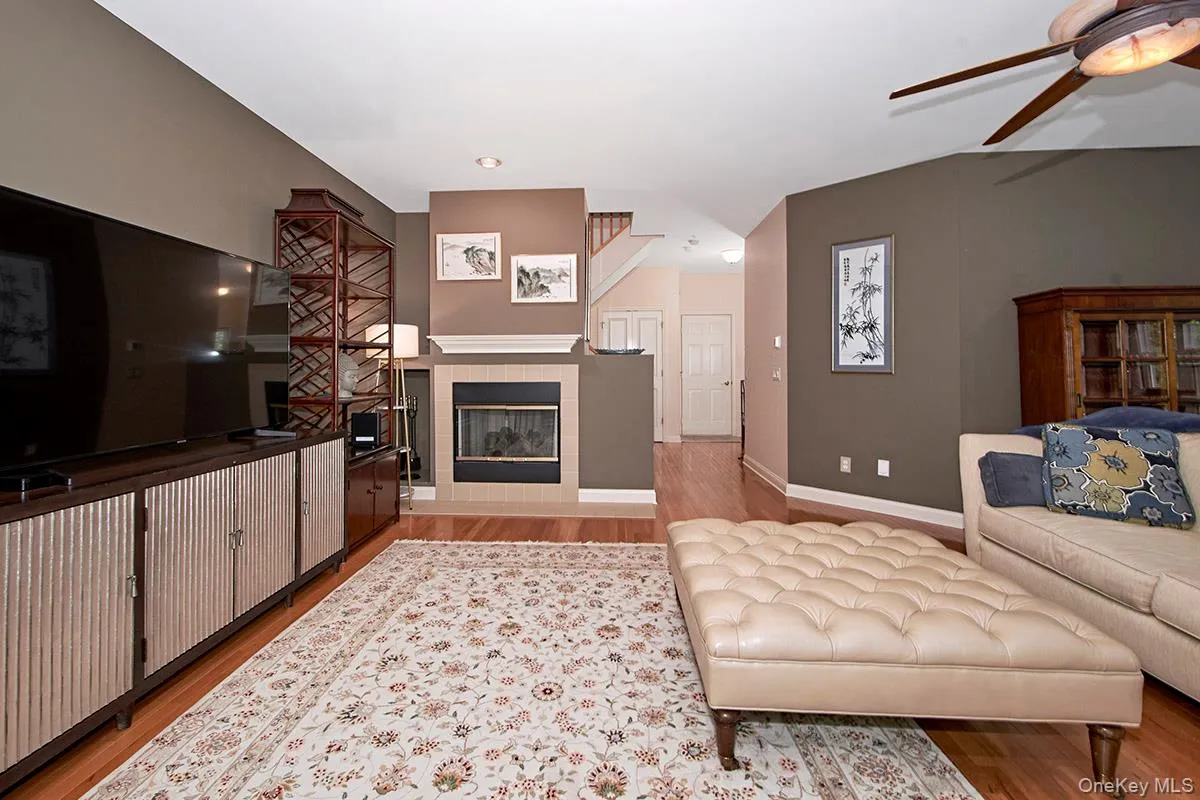 1 Wyldwood Drive, Greenburgh, NY, 3 Bedrooms Bedrooms, 7 Rooms Rooms,3 BathroomsBathrooms,Residential Lease,For Rent,Wyldwood,0,1024689 1 Wyldwood Drive, Greenburgh, NY, 3 Bedrooms Bedrooms, 7 Rooms Rooms,3 BathroomsBathrooms,Residential Lease,For Rent,Wyldwood,0,1024689
