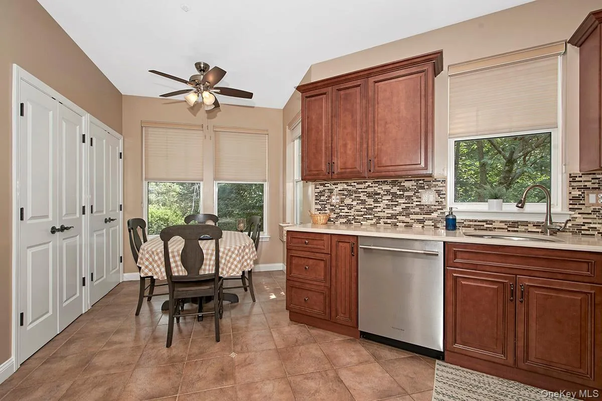 1 Wyldwood Drive, Greenburgh, NY, 3 Bedrooms Bedrooms, 7 Rooms Rooms,3 BathroomsBathrooms,Residential Lease,For Rent,Wyldwood,0,1024689 1 Wyldwood Drive, Greenburgh, NY, 3 Bedrooms Bedrooms, 7 Rooms Rooms,3 BathroomsBathrooms,Residential Lease,For Rent,Wyldwood,0,1024689