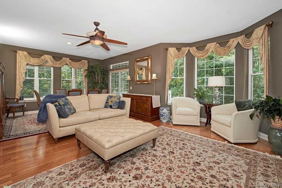 1 Wyldwood Drive, Greenburgh, NY, 3 Bedrooms Bedrooms, 7 Rooms Rooms,3 BathroomsBathrooms,Residential Lease,For Rent,Wyldwood,0,1024689 1 Wyldwood Drive, Greenburgh, NY, 3 Bedrooms Bedrooms, 7 Rooms Rooms,3 BathroomsBathrooms,Residential Lease,For Rent,Wyldwood,0,1024689