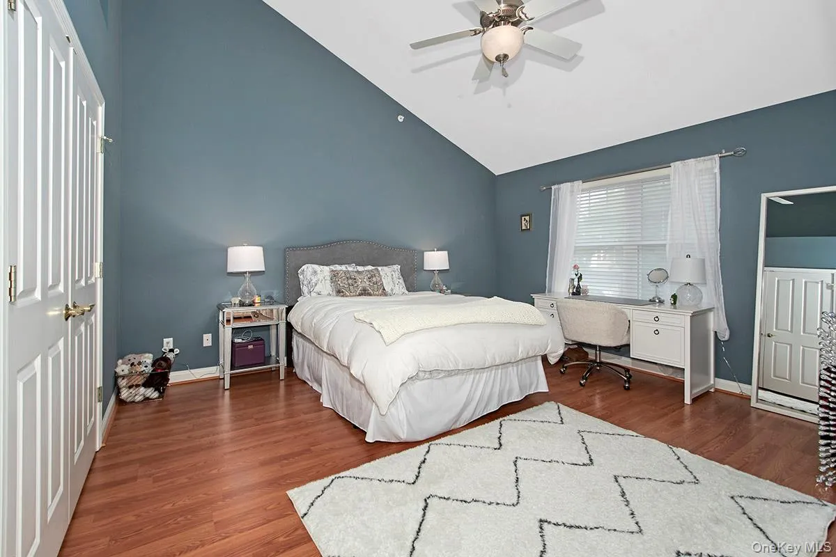 1 Wyldwood Drive, Greenburgh, NY, 3 Bedrooms Bedrooms, 7 Rooms Rooms,3 BathroomsBathrooms,Residential Lease,For Rent,Wyldwood,0,1024689 1 Wyldwood Drive, Greenburgh, NY, 3 Bedrooms Bedrooms, 7 Rooms Rooms,3 BathroomsBathrooms,Residential Lease,For Rent,Wyldwood,0,1024689