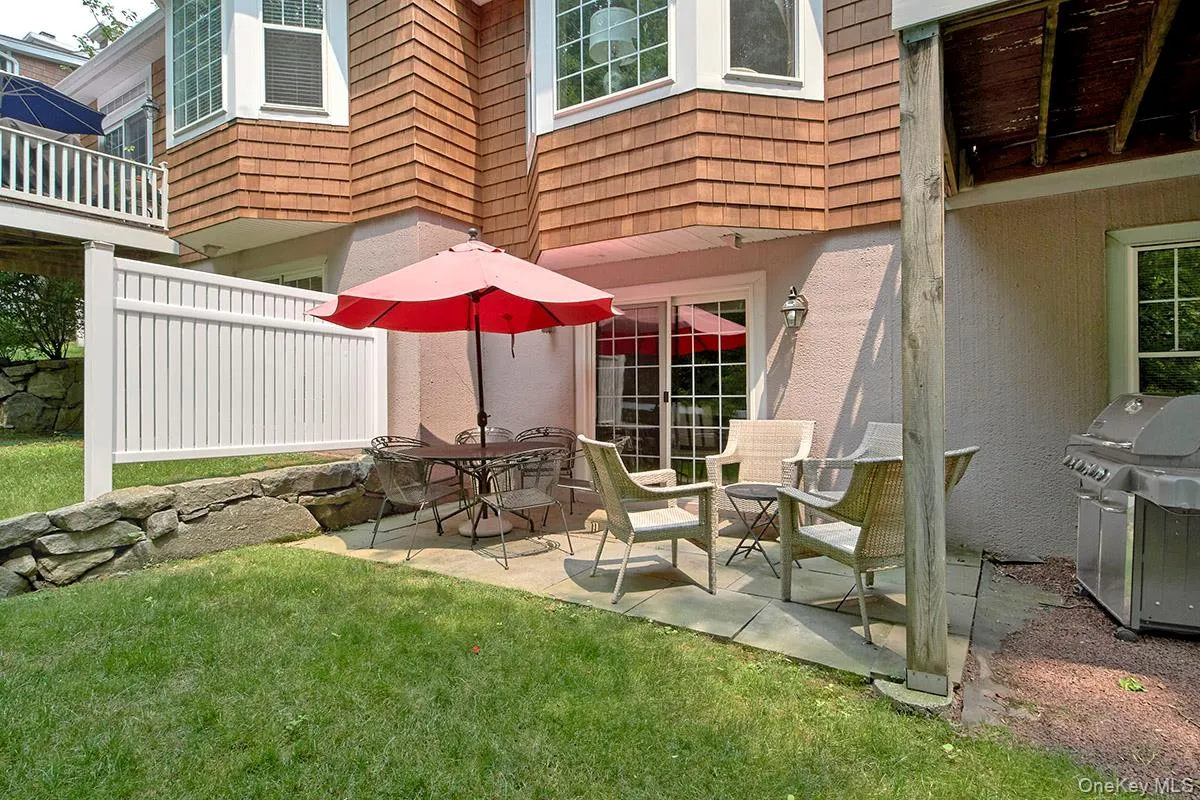1 Wyldwood Drive, Greenburgh, NY, 3 Bedrooms Bedrooms, 7 Rooms Rooms,3 BathroomsBathrooms,Residential Lease,For Rent,Wyldwood,0,1024689 1 Wyldwood Drive, Greenburgh, NY, 3 Bedrooms Bedrooms, 7 Rooms Rooms,3 BathroomsBathrooms,Residential Lease,For Rent,Wyldwood,0,1024689
