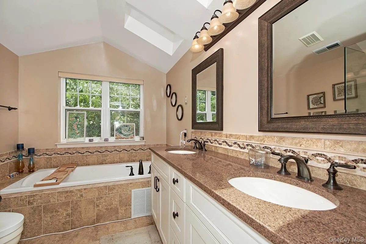 1 Wyldwood Drive, Greenburgh, NY, 3 Bedrooms Bedrooms, 7 Rooms Rooms,3 BathroomsBathrooms,Residential Lease,For Rent,Wyldwood,0,1024689 1 Wyldwood Drive, Greenburgh, NY, 3 Bedrooms Bedrooms, 7 Rooms Rooms,3 BathroomsBathrooms,Residential Lease,For Rent,Wyldwood,0,1024689