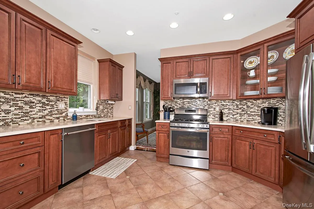1 Wyldwood Drive, Greenburgh, NY, 3 Bedrooms Bedrooms, 7 Rooms Rooms,3 BathroomsBathrooms,Residential Lease,For Rent,Wyldwood,0,1024689 1 Wyldwood Drive, Greenburgh, NY, 3 Bedrooms Bedrooms, 7 Rooms Rooms,3 BathroomsBathrooms,Residential Lease,For Rent,Wyldwood,0,1024689