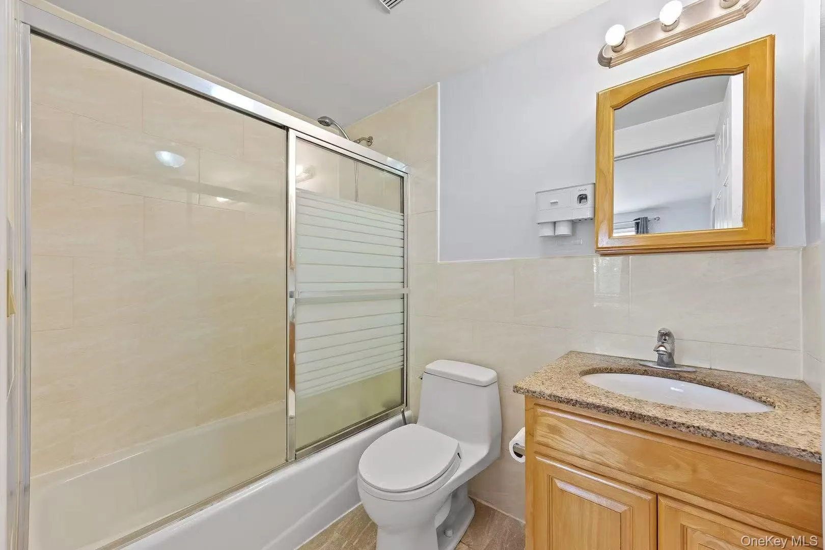 13708 31st Road, New York, NY, 2 Bedrooms Bedrooms, 5 Rooms Rooms,2 BathroomsBathrooms,Residential,For Rent,31st,0,1024695 13708 31st Road, New York, NY, 2 Bedrooms Bedrooms, 5 Rooms Rooms,2 BathroomsBathrooms,Residential,For Rent,31st,0,1024695