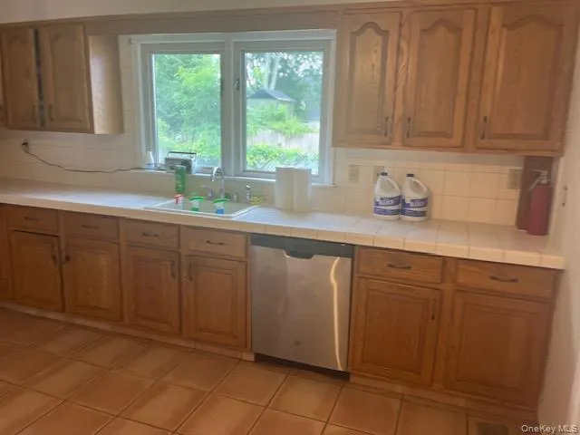508 Secatogue Avenue, Babylon, NY, 3 Bedrooms Bedrooms, 6 Rooms Rooms,2 BathroomsBathrooms,Residential Lease,For Rent,Secatogue,0,1024700 508 Secatogue Avenue, Babylon, NY, 3 Bedrooms Bedrooms, 6 Rooms Rooms,2 BathroomsBathrooms,Residential Lease,For Rent,Secatogue,0,1024700