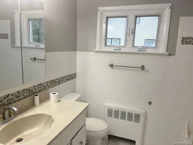 508 Secatogue Avenue, Babylon, NY, 3 Bedrooms Bedrooms, 6 Rooms Rooms,2 BathroomsBathrooms,Residential Lease,For Rent,Secatogue,0,1024700 508 Secatogue Avenue, Babylon, NY, 3 Bedrooms Bedrooms, 6 Rooms Rooms,2 BathroomsBathrooms,Residential Lease,For Rent,Secatogue,0,1024700