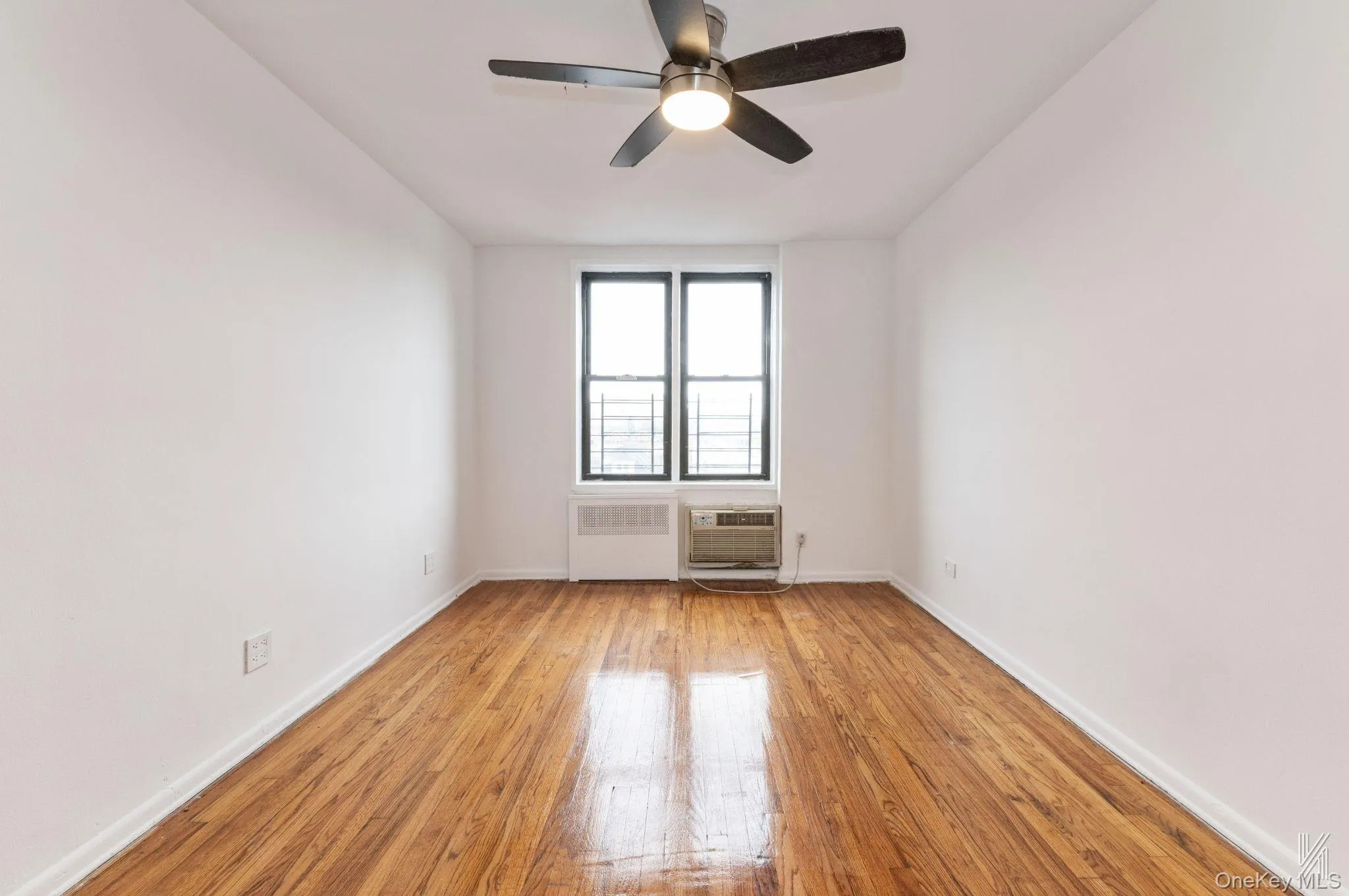 41-42 73rd Street, New York, NY, 2 Bedrooms Bedrooms, 5 Rooms Rooms,2 BathroomsBathrooms,Residential,For Rent,73rd,0,1024704 41-42 73rd Street, New York, NY, 2 Bedrooms Bedrooms, 5 Rooms Rooms,2 BathroomsBathrooms,Residential,For Rent,73rd,0,1024704