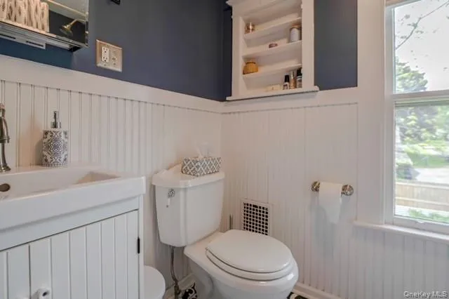 957 Columbia Street, Hudson, NY, 3 Bedrooms Bedrooms, 7 Rooms Rooms,1 BathroomBathrooms,Residential,For Rent,Columbia,0,1024705 957 Columbia Street, Hudson, NY, 3 Bedrooms Bedrooms, 7 Rooms Rooms,1 BathroomBathrooms,Residential,For Rent,Columbia,0,1024705