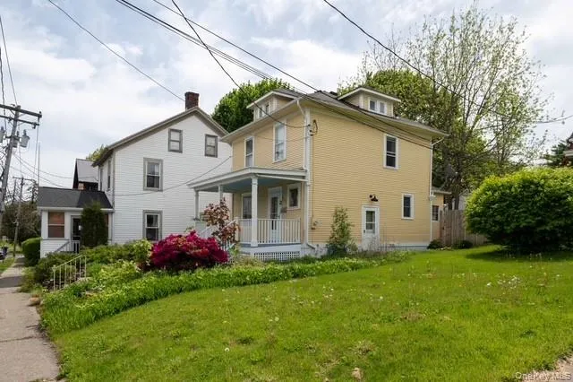 957 Columbia Street, Hudson, NY, 3 Bedrooms Bedrooms, 7 Rooms Rooms,1 BathroomBathrooms,Residential,For Rent,Columbia,0,1024705 957 Columbia Street, Hudson, NY, 3 Bedrooms Bedrooms, 7 Rooms Rooms,1 BathroomBathrooms,Residential,For Rent,Columbia,0,1024705
