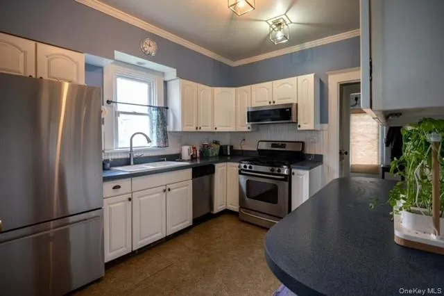 957 Columbia Street, Hudson, NY, 3 Bedrooms Bedrooms, 7 Rooms Rooms,1 BathroomBathrooms,Residential,For Rent,Columbia,0,1024705 957 Columbia Street, Hudson, NY, 3 Bedrooms Bedrooms, 7 Rooms Rooms,1 BathroomBathrooms,Residential,For Rent,Columbia,0,1024705