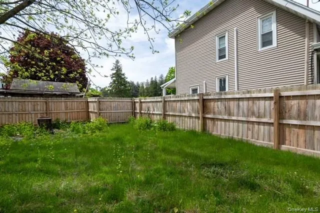 957 Columbia Street, Hudson, NY, 3 Bedrooms Bedrooms, 7 Rooms Rooms,1 BathroomBathrooms,Residential,For Rent,Columbia,0,1024705 957 Columbia Street, Hudson, NY, 3 Bedrooms Bedrooms, 7 Rooms Rooms,1 BathroomBathrooms,Residential,For Rent,Columbia,0,1024705