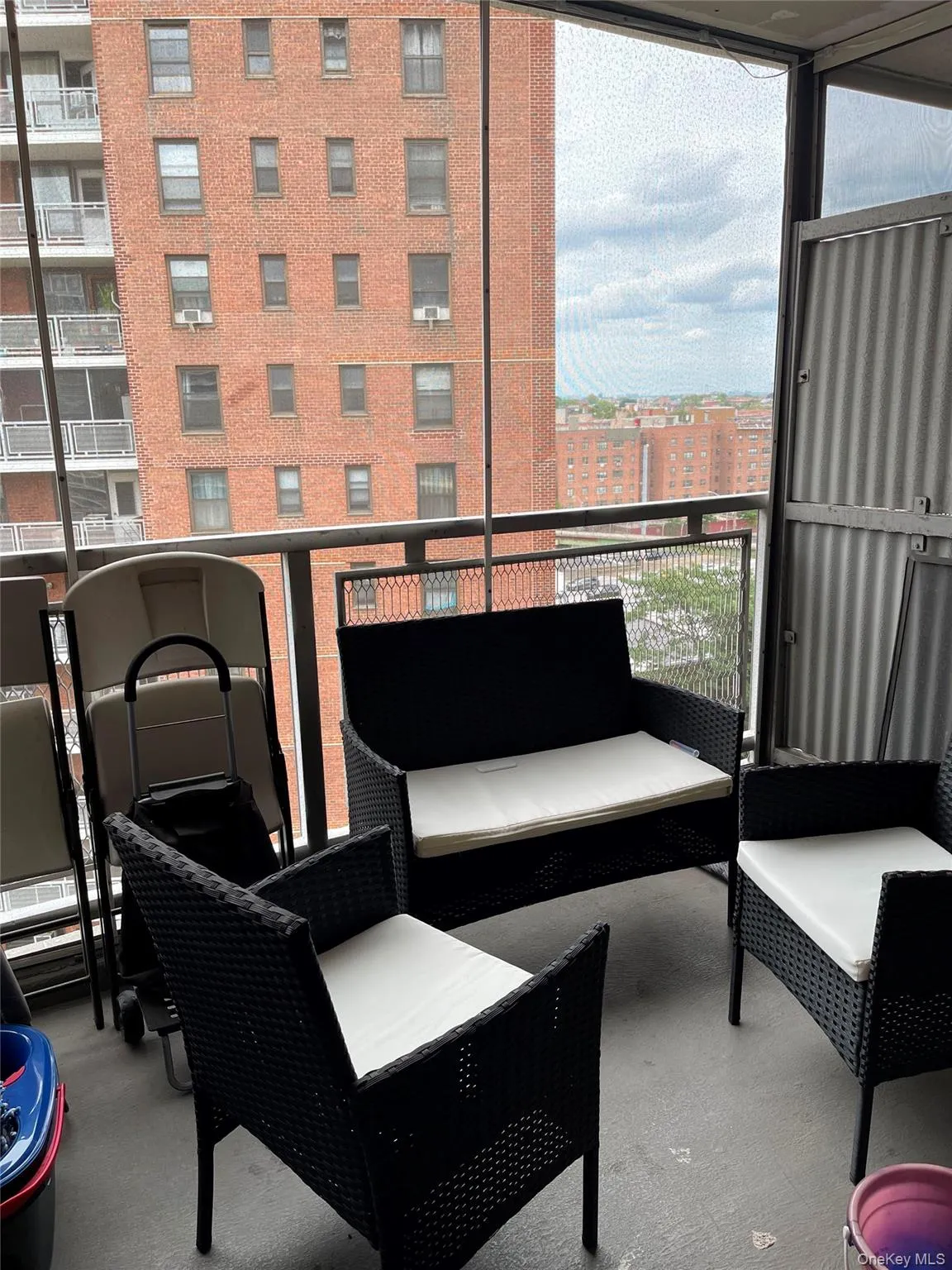 61-35 98th St, New York, NY, 2 Bedrooms Bedrooms, 4 Rooms Rooms,1 BathroomBathrooms,Residential,For Rent,98th St,0,1024715 61-35 98th St, New York, NY, 2 Bedrooms Bedrooms, 4 Rooms Rooms,1 BathroomBathrooms,Residential,For Rent,98th St,0,1024715