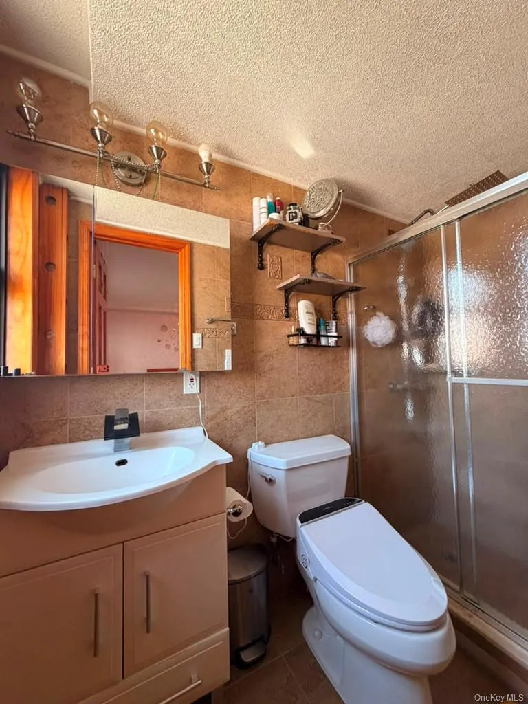 61-35 98th St, New York, NY, 2 Bedrooms Bedrooms, 4 Rooms Rooms,1 BathroomBathrooms,Residential,For Rent,98th St,0,1024715 61-35 98th St, New York, NY, 2 Bedrooms Bedrooms, 4 Rooms Rooms,1 BathroomBathrooms,Residential,For Rent,98th St,0,1024715