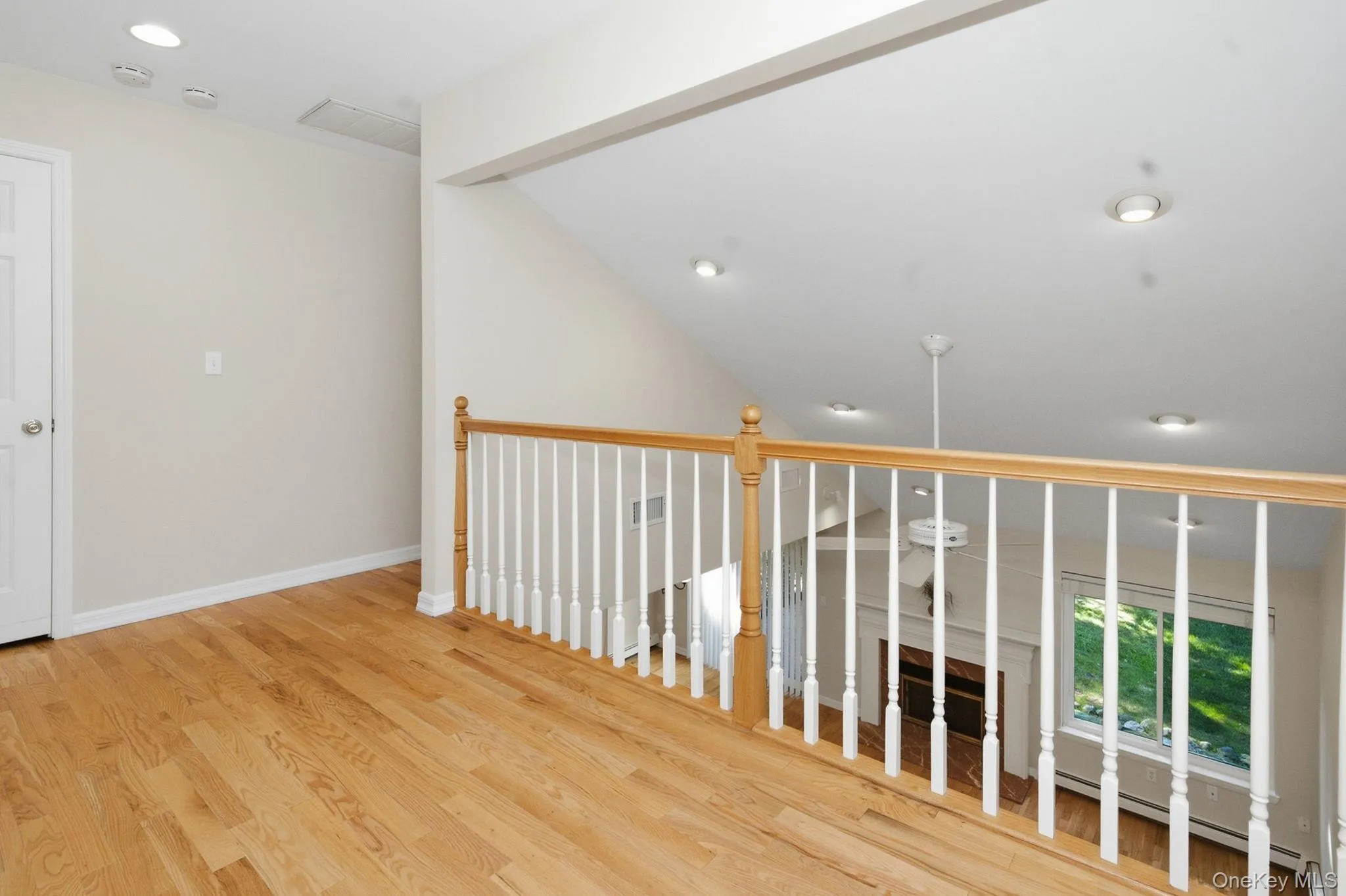 Second-floor hallway provides convenient access to the bedrooms and full hall bath. Second-floor hallway provides convenient access to the bedrooms and full hall bath.
