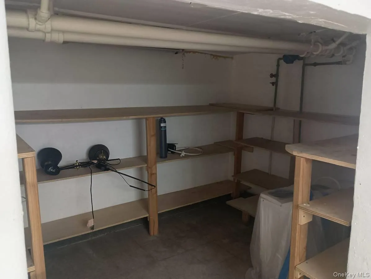 5616 Woodside Avenue, New York, NY, ,Commercial Lease,For Rent,Woodside,0,1024724 5616 Woodside Avenue, New York, NY, ,Commercial Lease,For Rent,Woodside,0,1024724