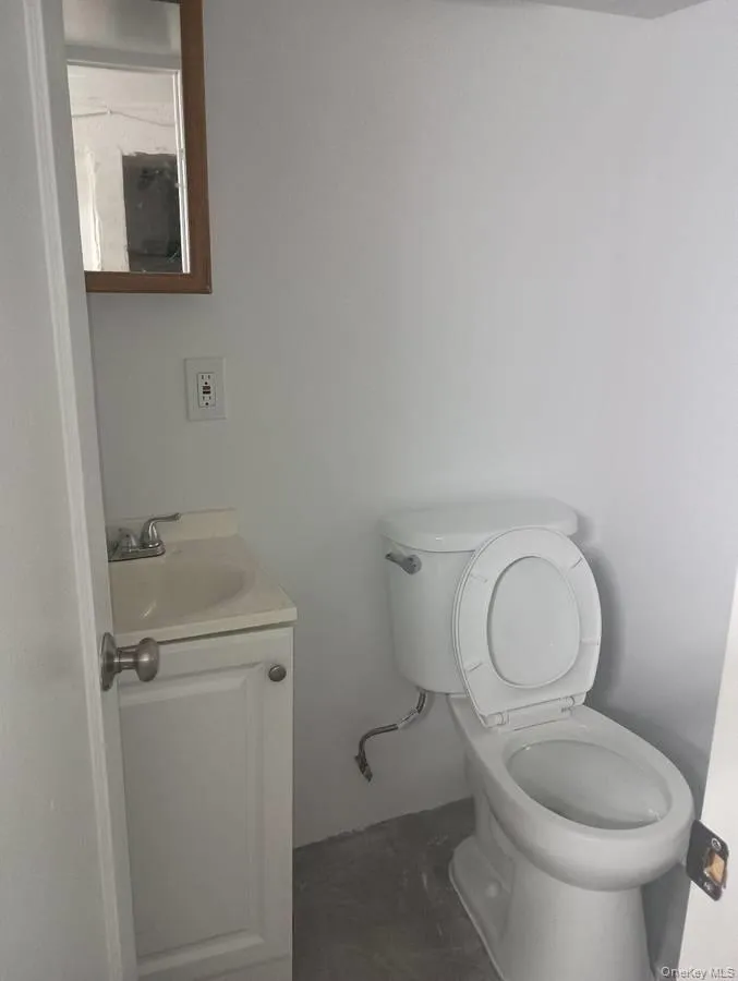 5616 Woodside Avenue, New York, NY, ,Commercial Lease,For Rent,Woodside,0,1024724 5616 Woodside Avenue, New York, NY, ,Commercial Lease,For Rent,Woodside,0,1024724