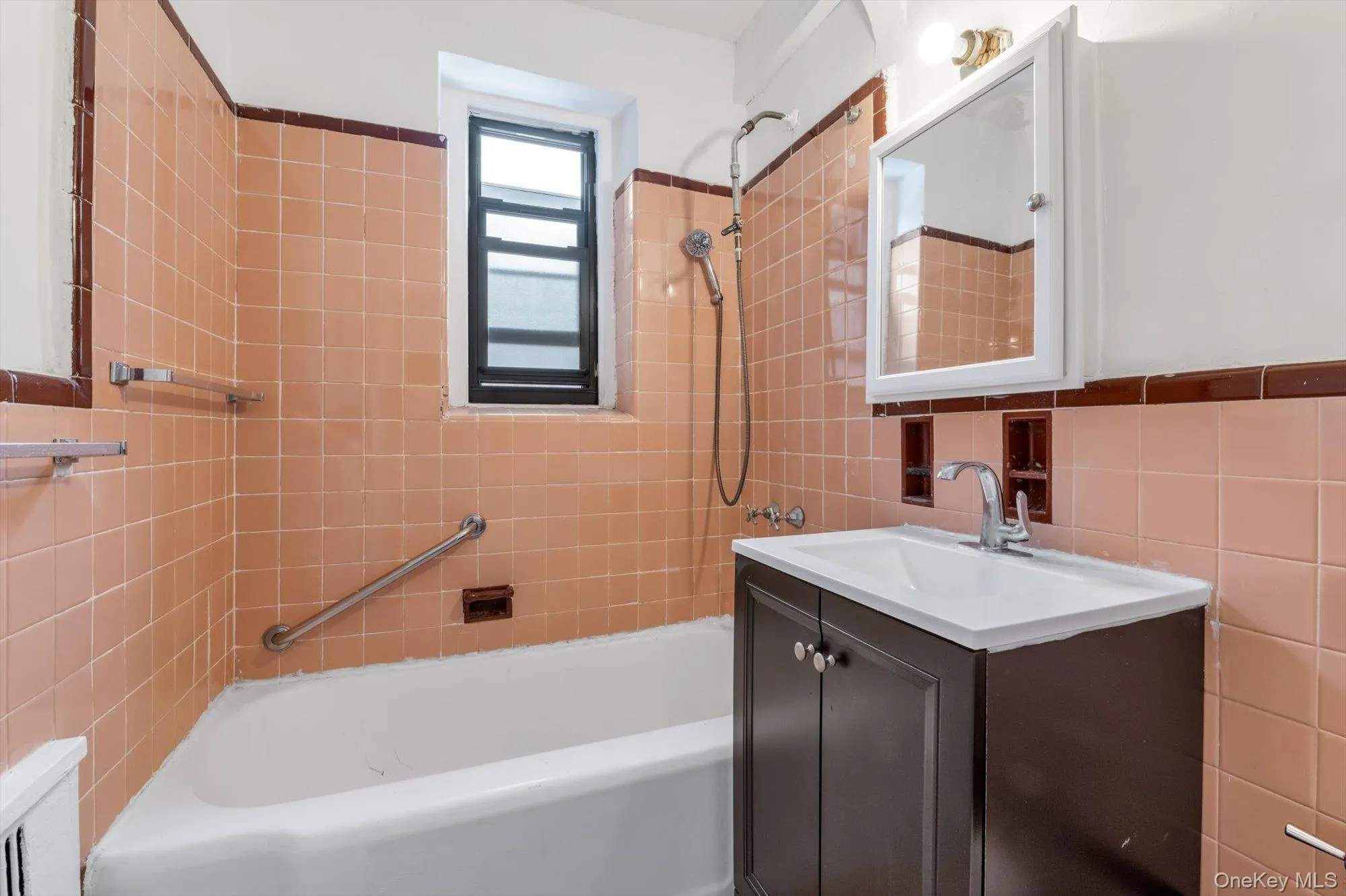 96-11 65 Road, New York, NY, 1 Bedroom Bedrooms, 4 Rooms Rooms,1 BathroomBathrooms,Residential,For Rent,65,0,1024731 96-11 65 Road, New York, NY, 1 Bedroom Bedrooms, 4 Rooms Rooms,1 BathroomBathrooms,Residential,For Rent,65,0,1024731