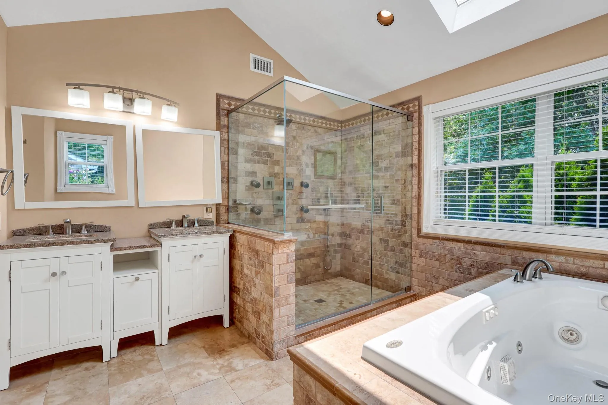11 Scenicview Crescent, Brookhaven, NY, 4 Bedrooms Bedrooms, 8 Rooms Rooms,2 BathroomsBathrooms,Residential,For Rent,Scenicview,0,1024733 11 Scenicview Crescent, Brookhaven, NY, 4 Bedrooms Bedrooms, 8 Rooms Rooms,2 BathroomsBathrooms,Residential,For Rent,Scenicview,0,1024733