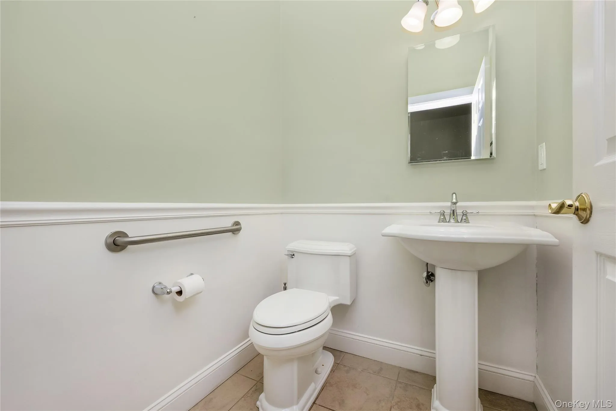149 Maya Circle, Islip, NY, 2 Bedrooms Bedrooms, 5 Rooms Rooms,2 BathroomsBathrooms,Residential,For Rent,Maya,0,1024735 149 Maya Circle, Islip, NY, 2 Bedrooms Bedrooms, 5 Rooms Rooms,2 BathroomsBathrooms,Residential,For Rent,Maya,0,1024735