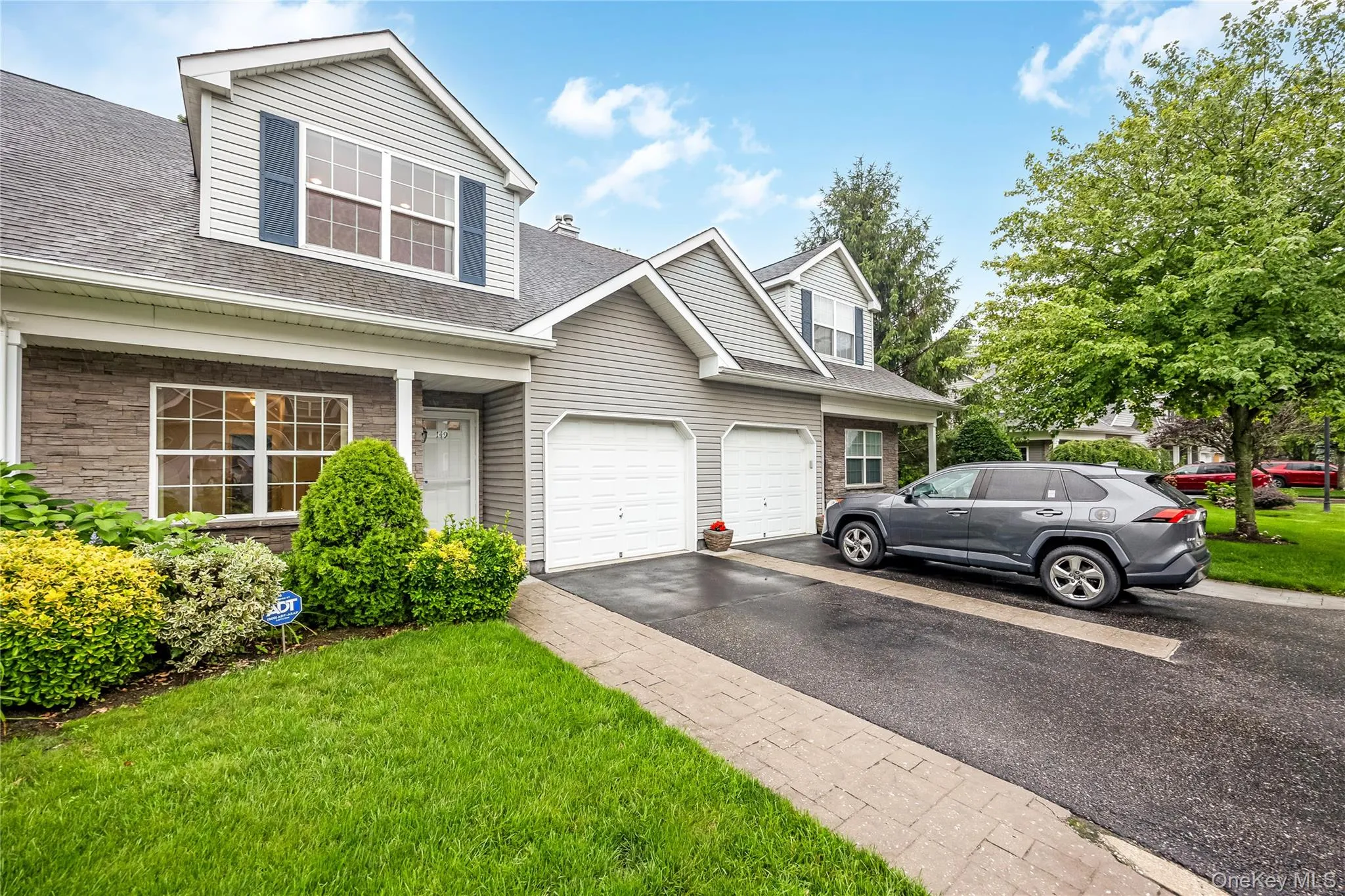 149 Maya Circle, Islip, NY, 2 Bedrooms Bedrooms, 5 Rooms Rooms,2 BathroomsBathrooms,Residential,For Rent,Maya,0,1024735 149 Maya Circle, Islip, NY, 2 Bedrooms Bedrooms, 5 Rooms Rooms,2 BathroomsBathrooms,Residential,For Rent,Maya,0,1024735