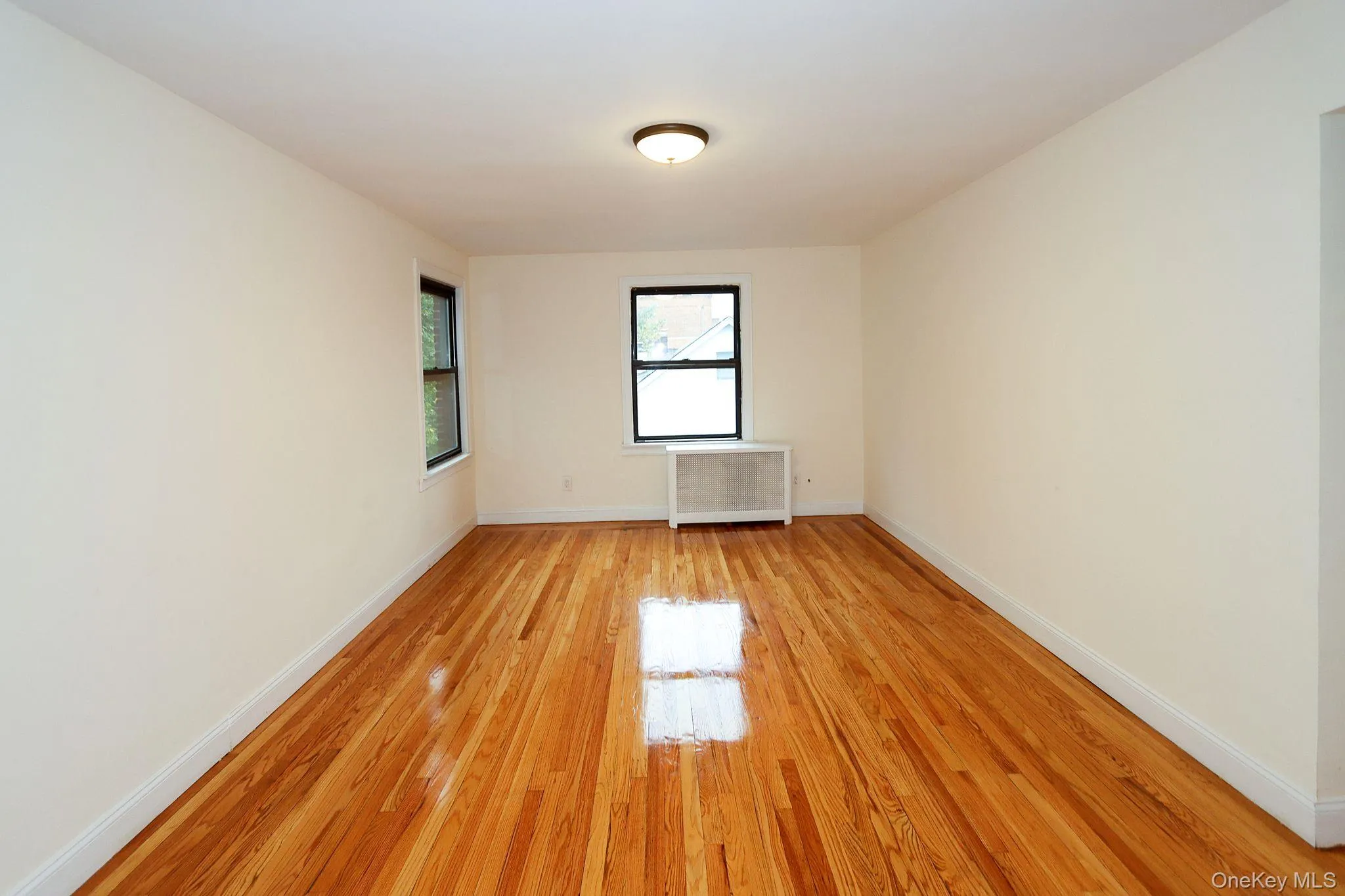 14 Beach Road, North Hempstead, NY, 2 Bedrooms Bedrooms, 4 Rooms Rooms,1 BathroomBathrooms,Residential Lease,For Rent,Beach,0,1024738 14 Beach Road, North Hempstead, NY, 2 Bedrooms Bedrooms, 4 Rooms Rooms,1 BathroomBathrooms,Residential Lease,For Rent,Beach,0,1024738