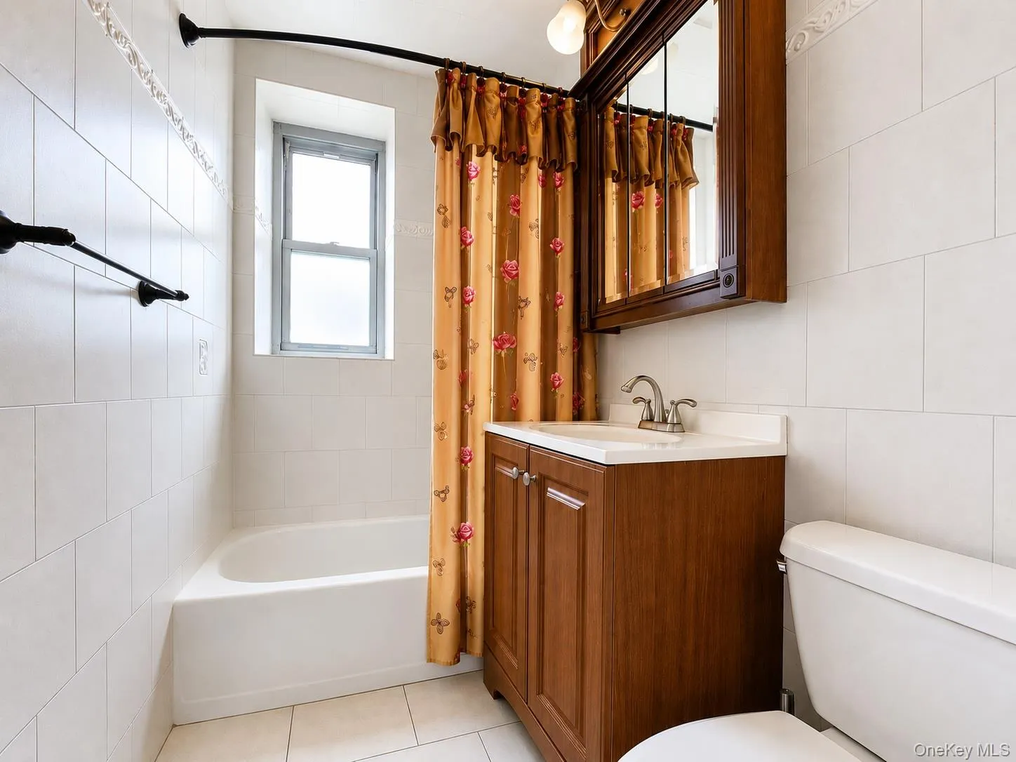 61-20 Grand Central Parkway, New York, NY, 3 Bedrooms Bedrooms, 6 Rooms Rooms,2 BathroomsBathrooms,Residential,For Rent,Grand Central,0,1024743 61-20 Grand Central Parkway, New York, NY, 3 Bedrooms Bedrooms, 6 Rooms Rooms,2 BathroomsBathrooms,Residential,For Rent,Grand Central,0,1024743