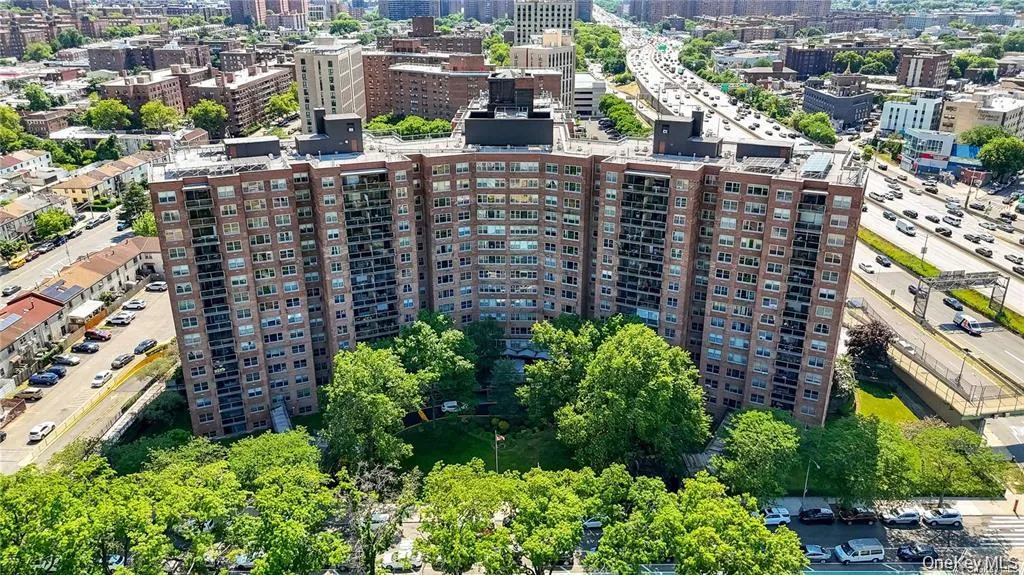 61-20 Grand Central Parkway, New York, NY, 3 Bedrooms Bedrooms, 6 Rooms Rooms,2 BathroomsBathrooms,Residential,For Rent,Grand Central,0,1024743 61-20 Grand Central Parkway, New York, NY, 3 Bedrooms Bedrooms, 6 Rooms Rooms,2 BathroomsBathrooms,Residential,For Rent,Grand Central,0,1024743