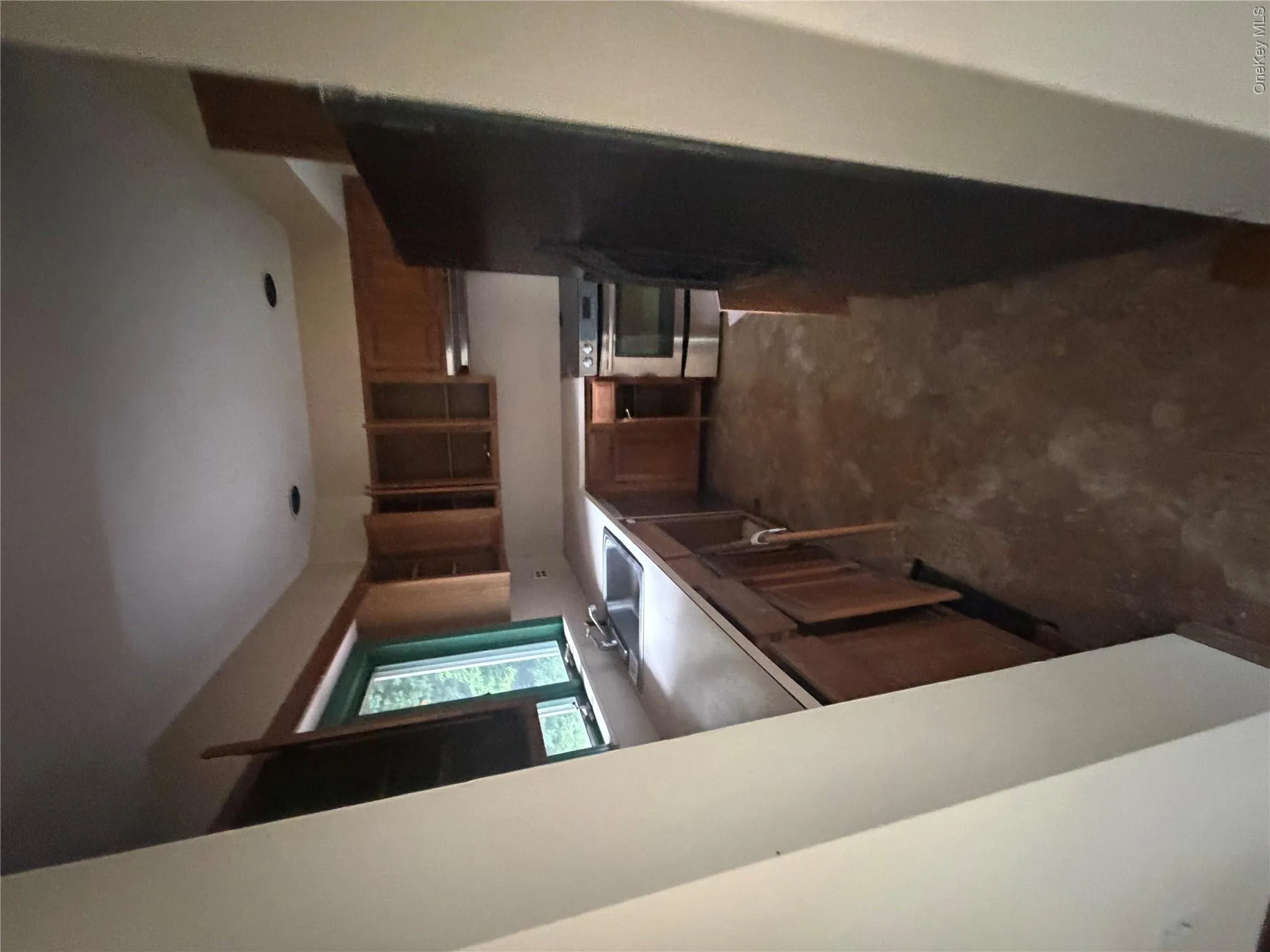 16 Kellum Street, Huntington, NY, 5 Bedrooms Bedrooms, 7 Rooms Rooms,2 BathroomsBathrooms,Residential,For Rent,Kellum,0,1024746 16 Kellum Street, Huntington, NY, 5 Bedrooms Bedrooms, 7 Rooms Rooms,2 BathroomsBathrooms,Residential,For Rent,Kellum,0,1024746