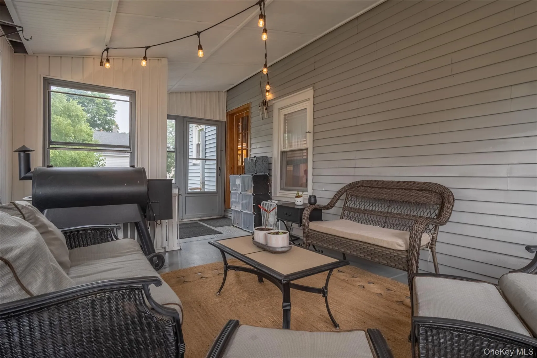 40 Prospect Street, Wappinger, NY, 3 Bedrooms Bedrooms, 7 Rooms Rooms,1 BathroomBathrooms,Residential,For Rent,Prospect,0,1024748 40 Prospect Street, Wappinger, NY, 3 Bedrooms Bedrooms, 7 Rooms Rooms,1 BathroomBathrooms,Residential,For Rent,Prospect,0,1024748