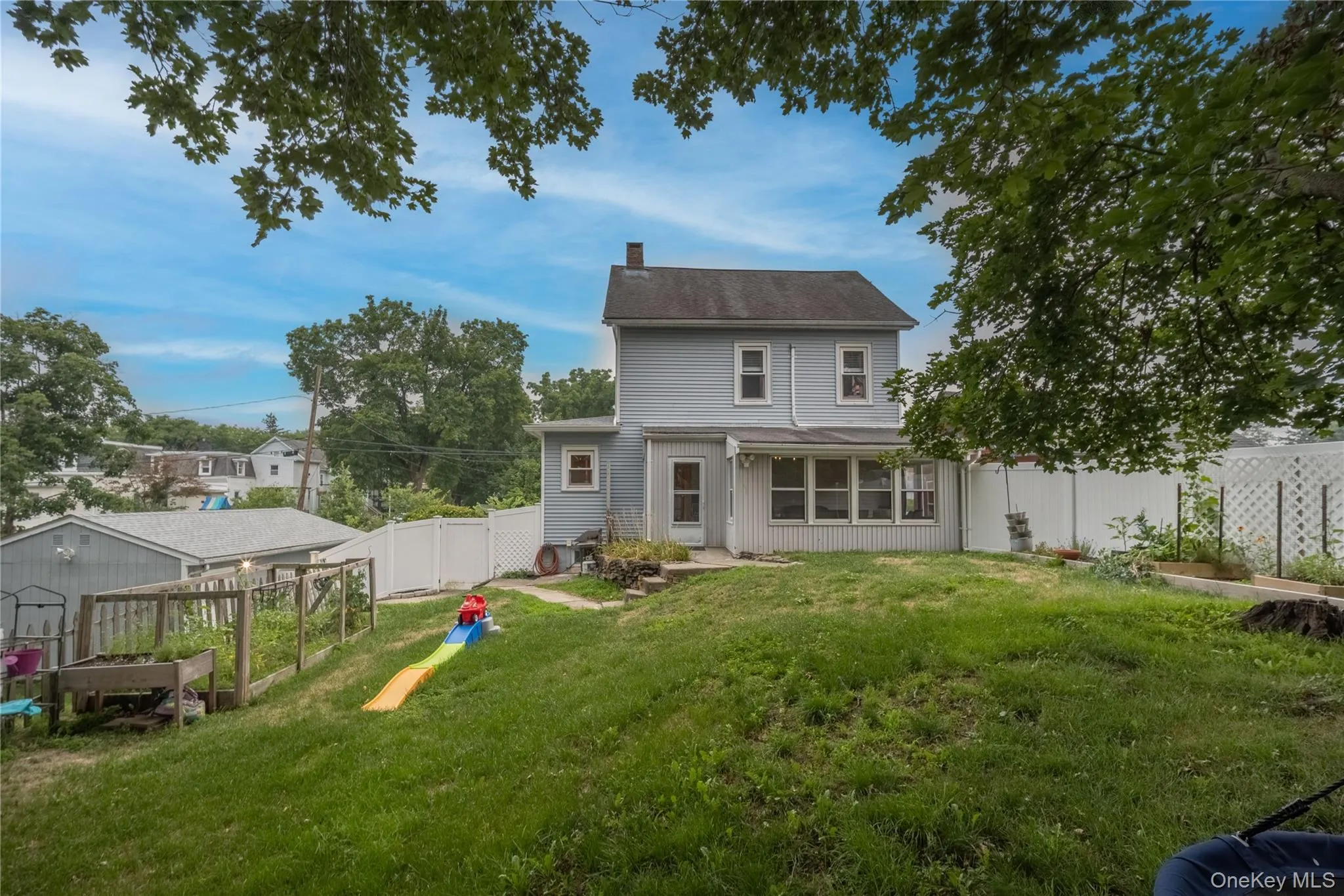 40 Prospect Street, Wappinger, NY, 3 Bedrooms Bedrooms, 7 Rooms Rooms,1 BathroomBathrooms,Residential,For Rent,Prospect,0,1024748 40 Prospect Street, Wappinger, NY, 3 Bedrooms Bedrooms, 7 Rooms Rooms,1 BathroomBathrooms,Residential,For Rent,Prospect,0,1024748